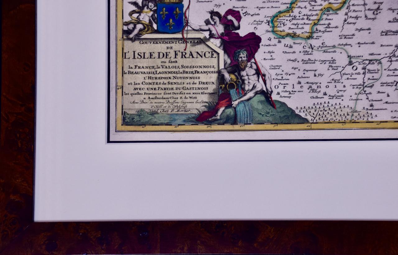 L'Isle de France : une carte du XVIIe siècle colorée à la main par De Wit  en vente 4