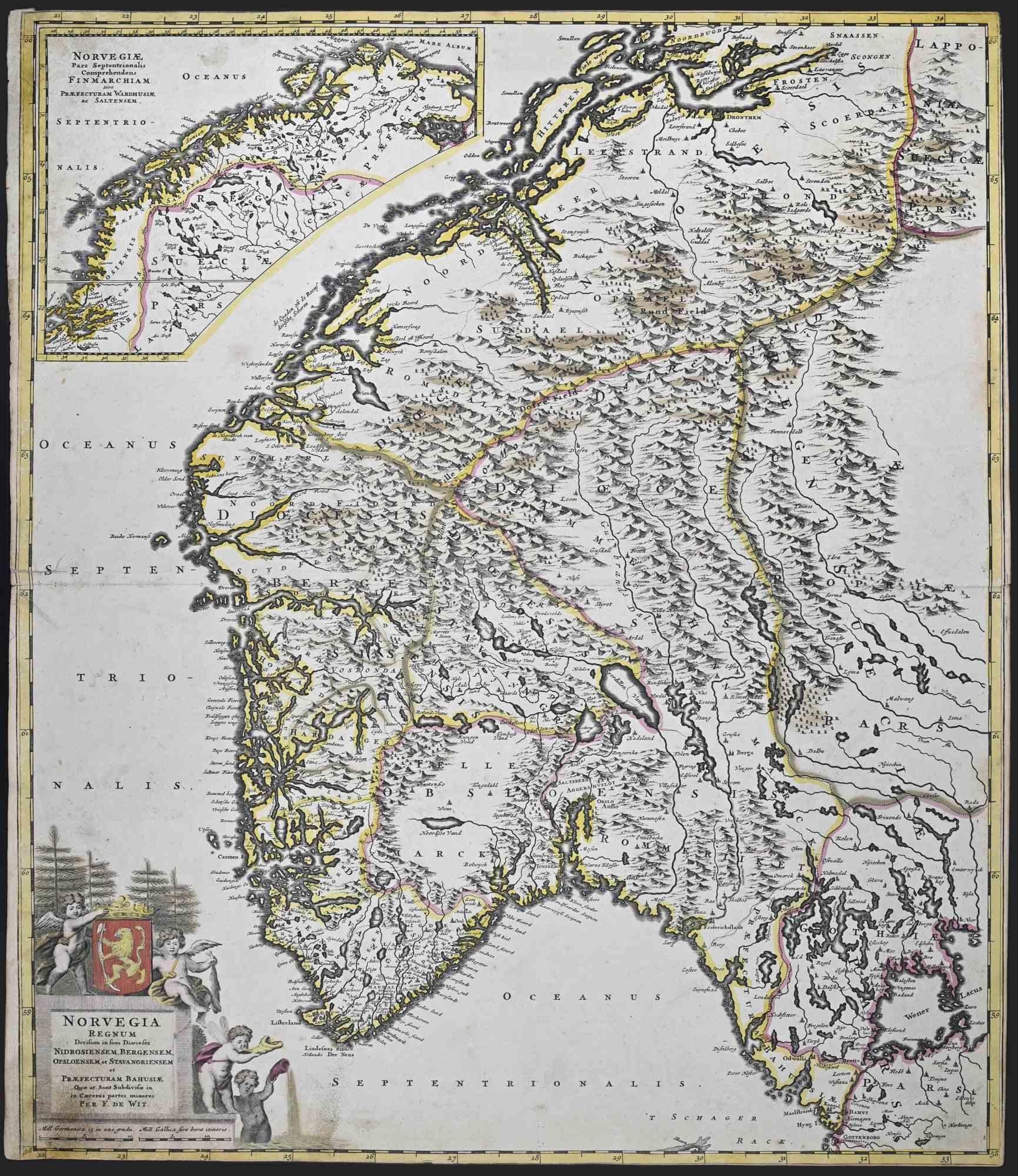 Cette gravure à double page avec coloration contemporaine, intitulée Norvegia Regnum, a été réalisée par le cartographe Frederick de Wit pour le célèbre Atlas publié à Amsterdam vers 1680.

L'état de conservation est passable : pli central renforcé
