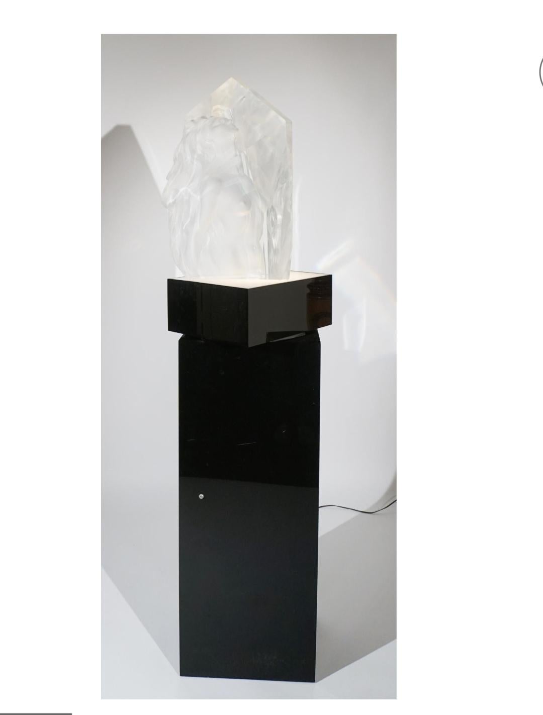 Frederick E. Hart (American 1943-1999), Exaltation, Intaglio Acrylic Sculpture For Sale 5