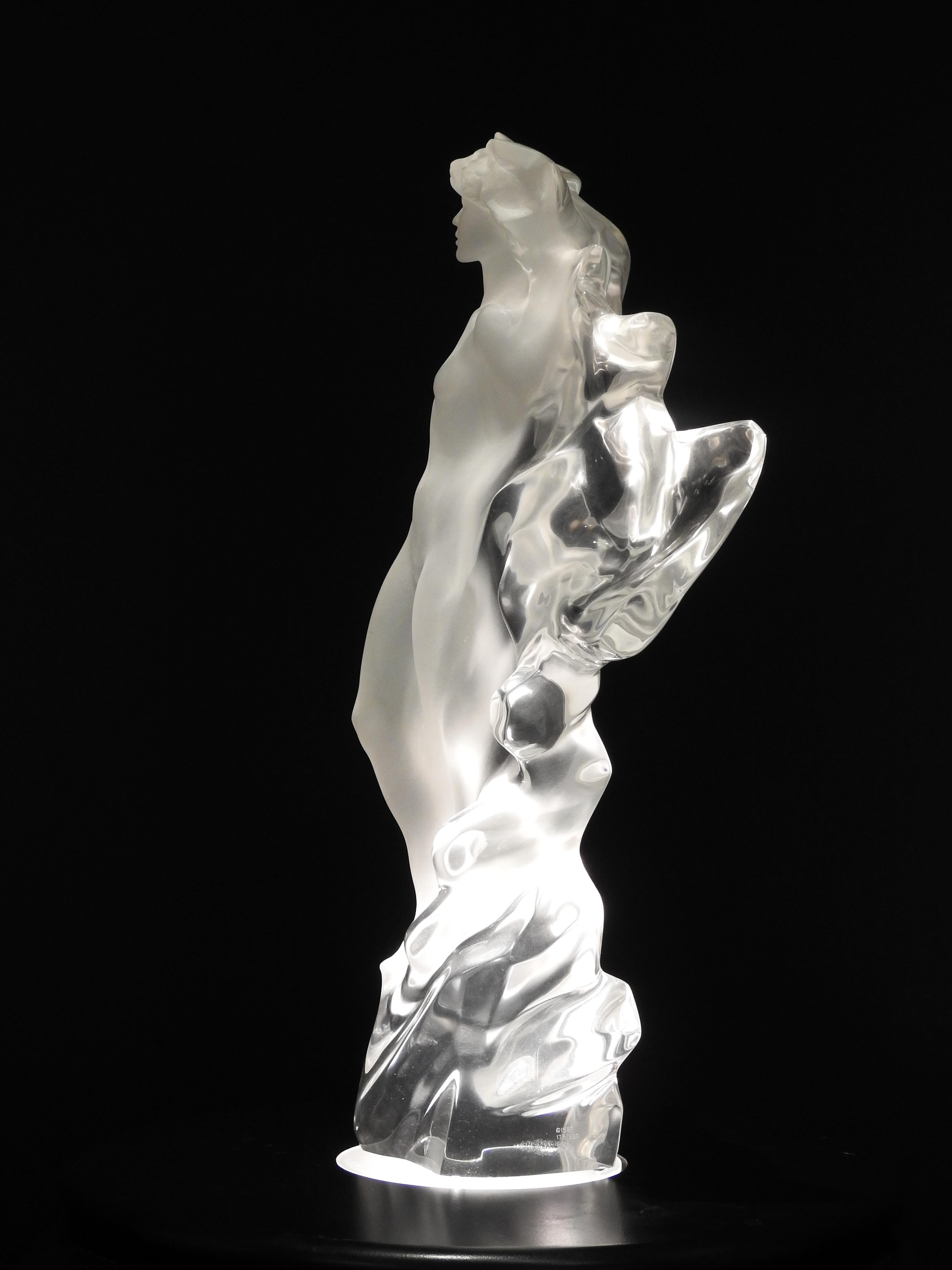 „Veil of Light“, Frederick Hart, Acryl-Skulptur, 22x12x6 Zoll, 310/350, weiß im Angebot 3