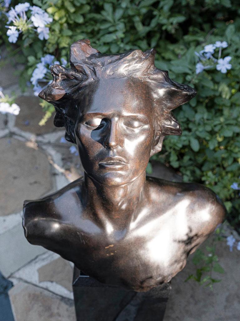 Celebración - Jefe Masculino y Jefe Femenino - Sculpture de Frederick Hart