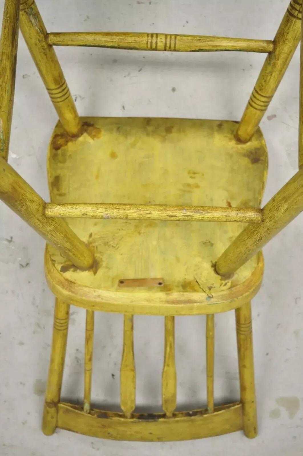 Frederick Loeser & Co Yellow American Primitive Hitchcock Painted Side Chair (A) For Sale 4