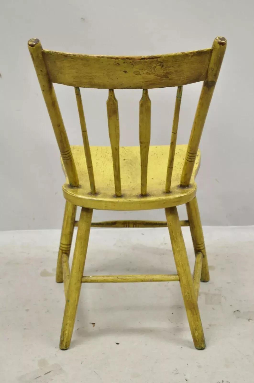 Frederick Loeser & Co Yellow American Primitive Hitchcock Painted Side Chair (A) For Sale 1