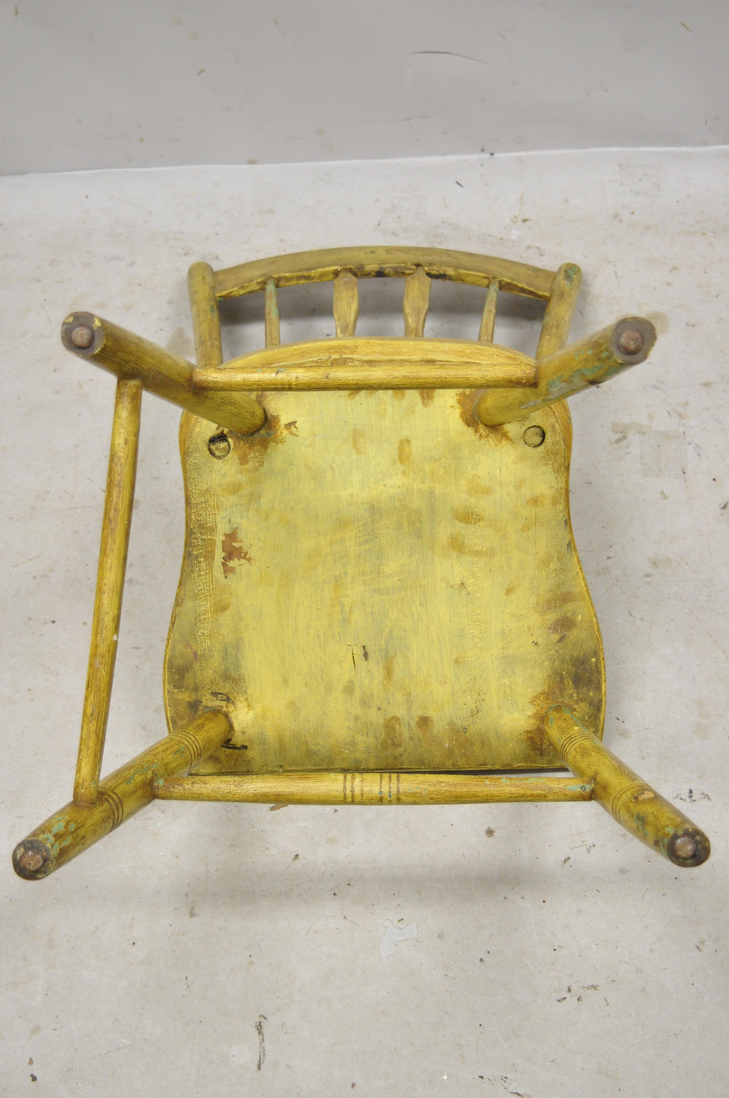 Frederick Loeser & Co Yellow American Primitive Hitchcock Painted Side Chair 'B' For Sale 3