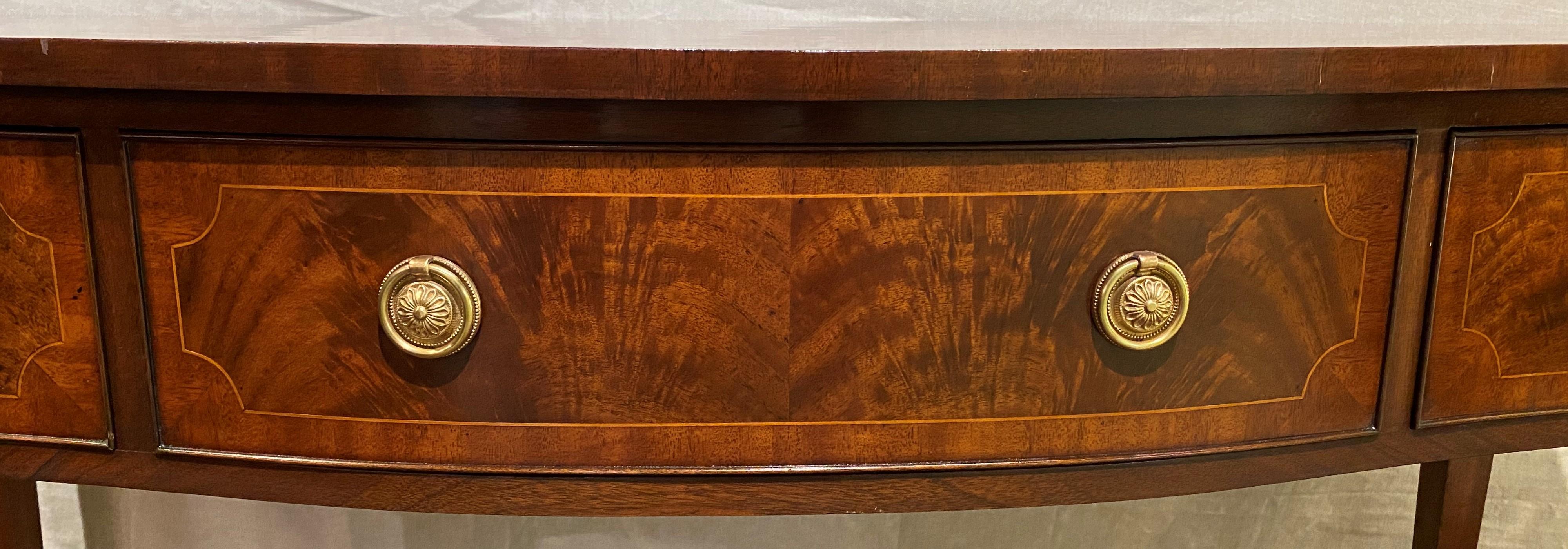 Frederick Tibbenham English Mahogany Console Table with Satinwood Inlay In Good Condition In Milford, NH