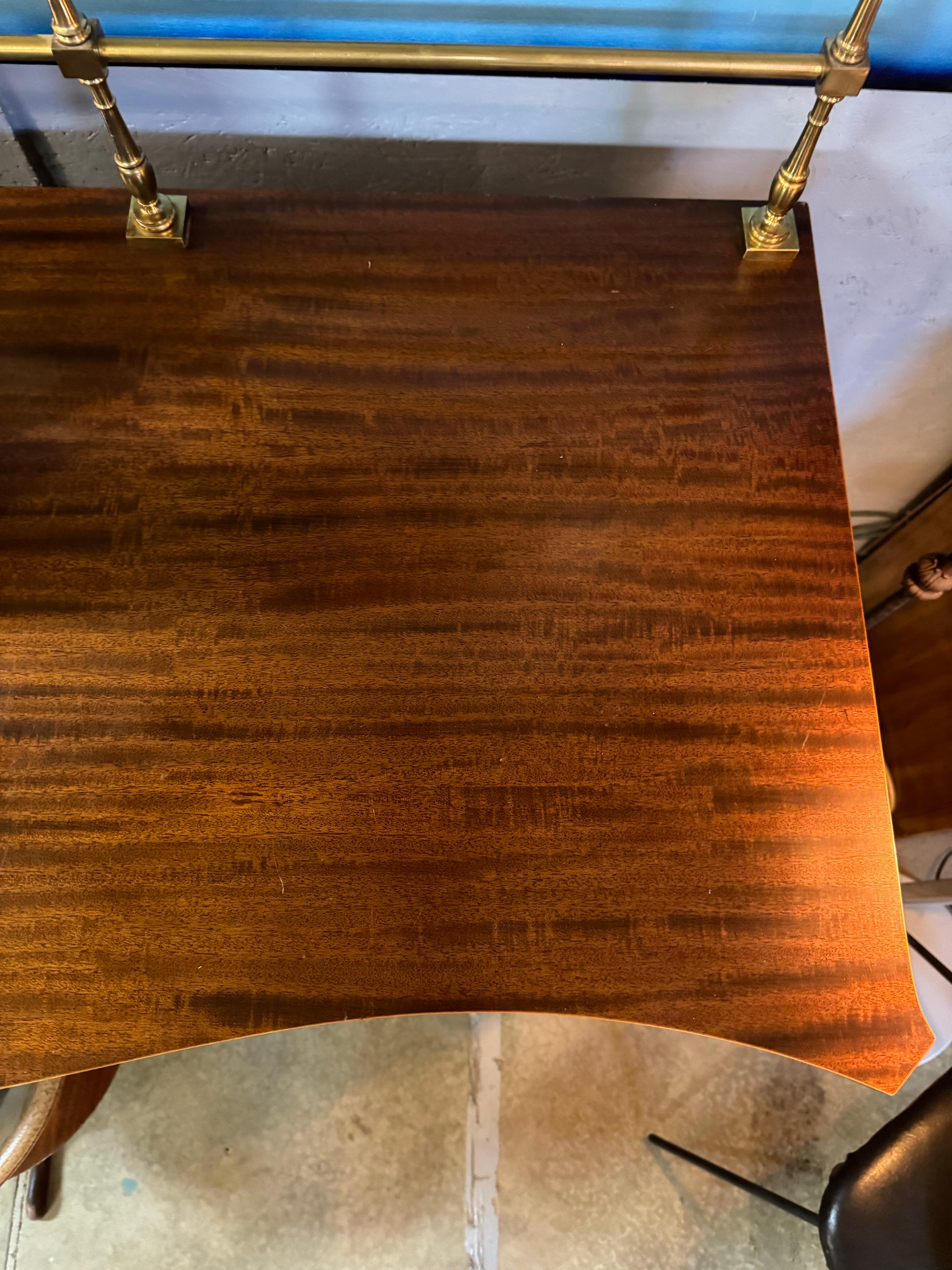 Credenza in mogano Frederick Tibbenham In condizioni buone in vendita a New York, NY