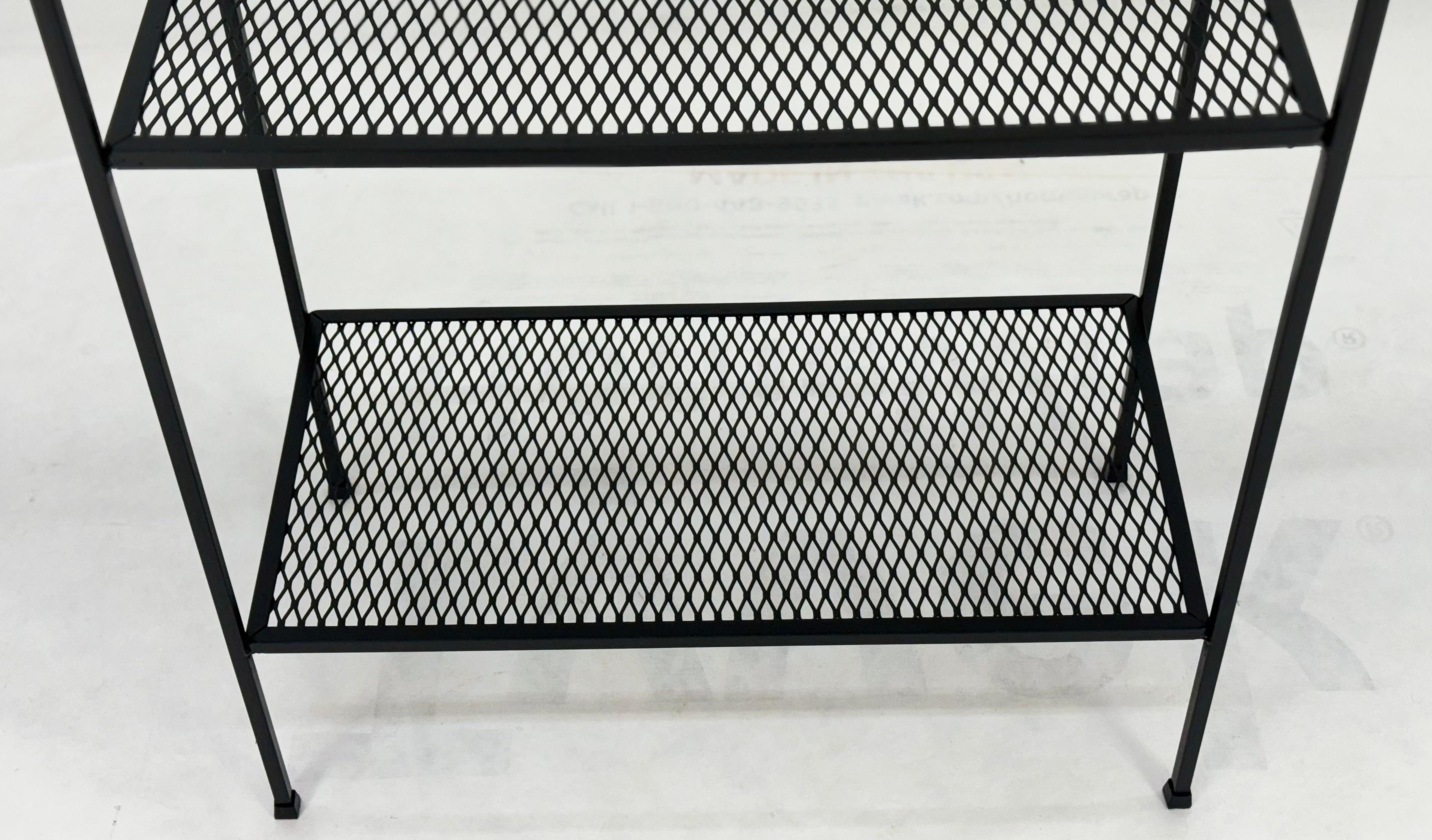 Dipinto Frederick Weinberg Ferro smalto bianco e rete metallica Scaffali Etagere MINT! in vendita