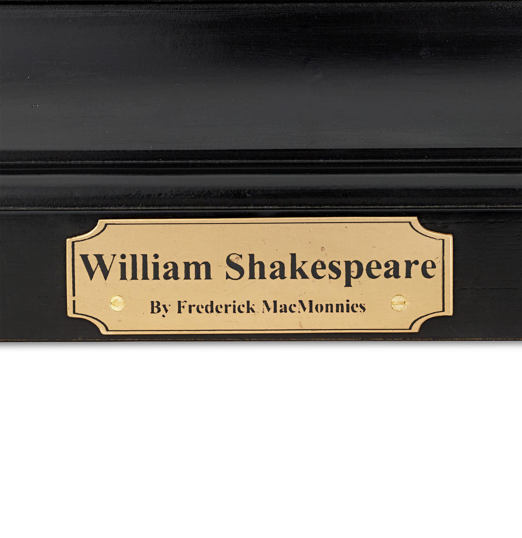 Estatuilla de bronce patinado de William Shakespeare en venta 1