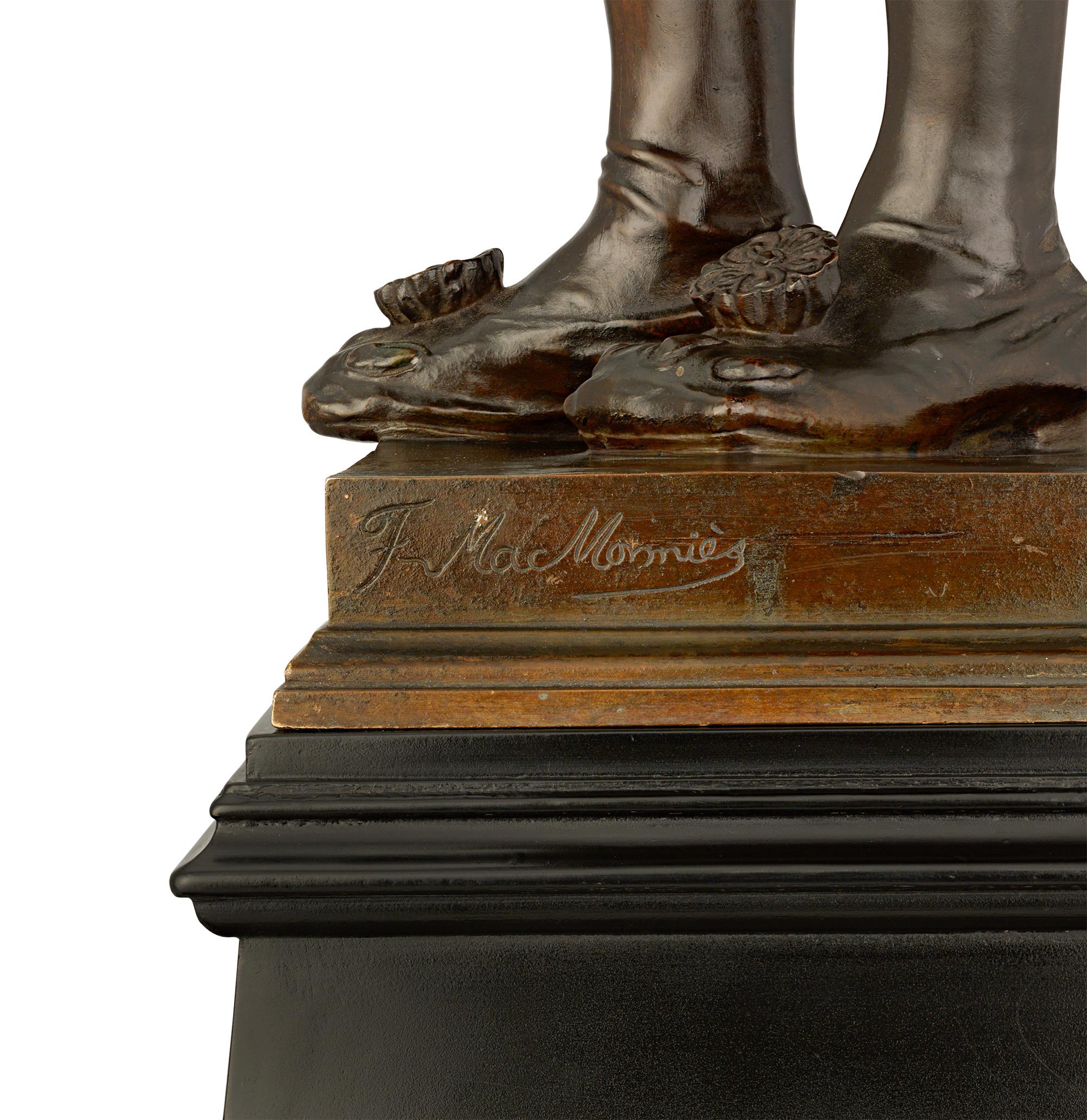 Estatuilla de bronce patinado de William Shakespeare en venta 2