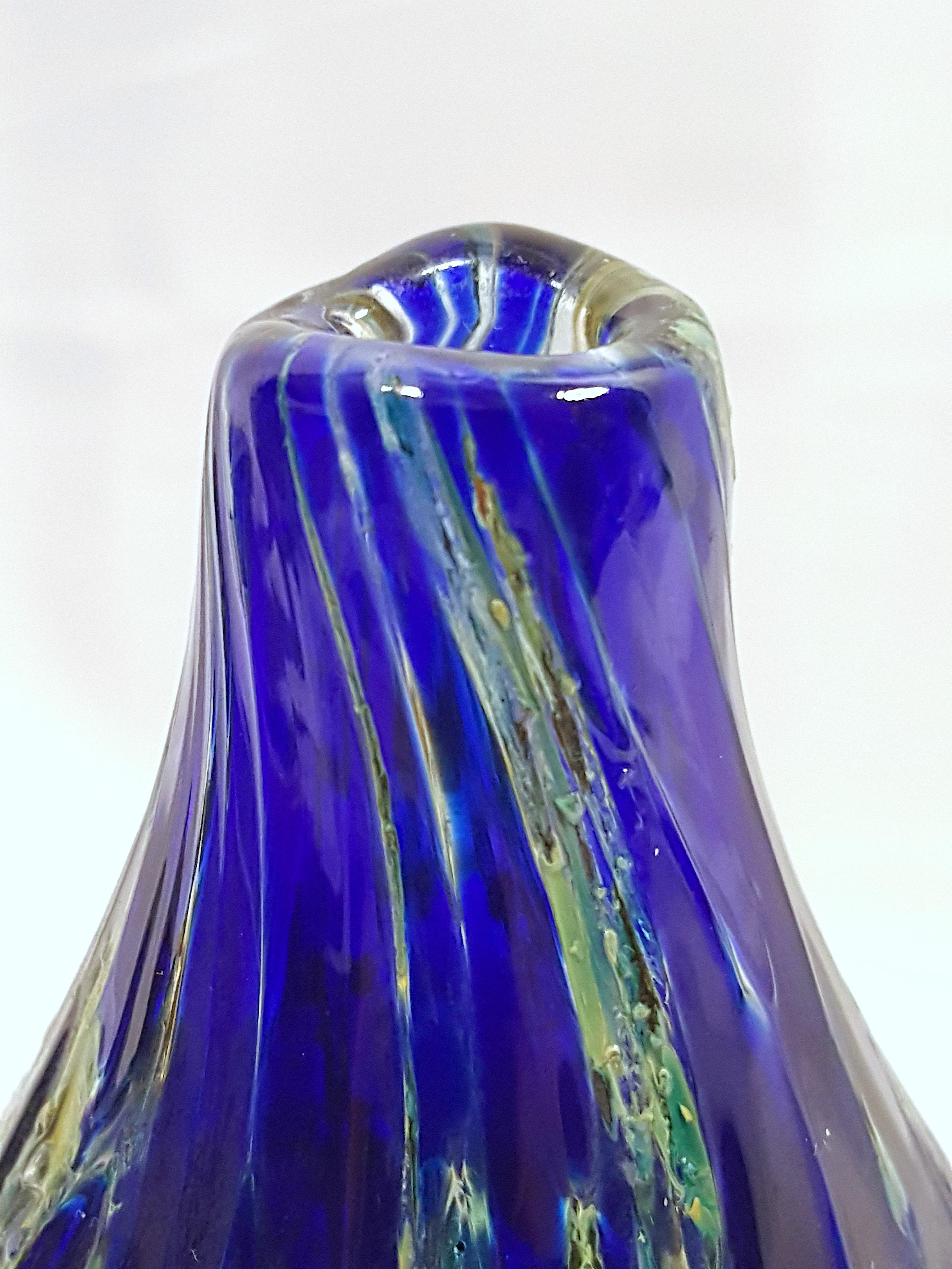 Carder Steuben Seltene „MossAgate“ nummerierte blaue Matrix-Vase aus geblasenem Glas mit Craquelé-Muster im Angebot 5