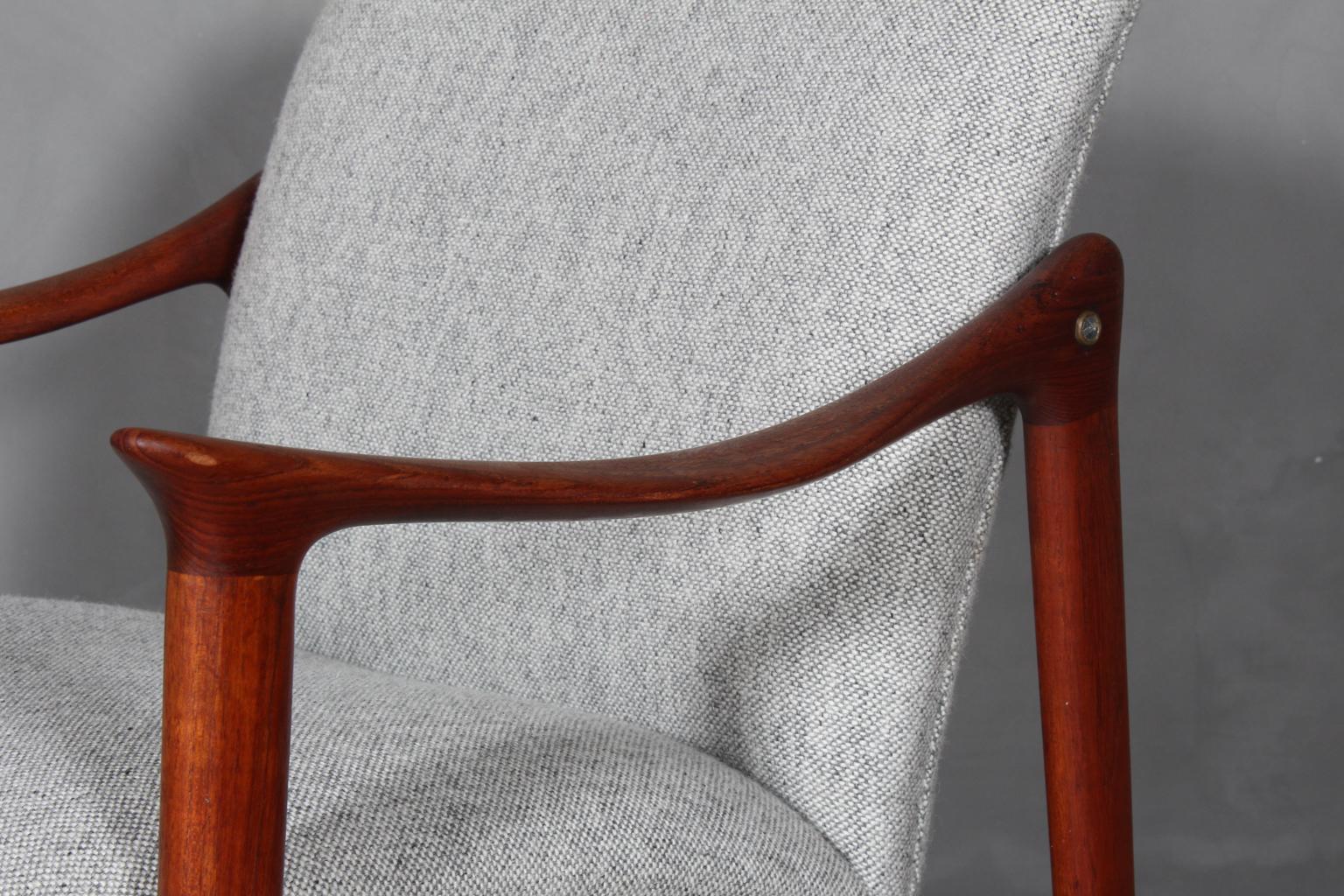 Scandinavian Modern Frederik Kayser Set of Lounge Chairs