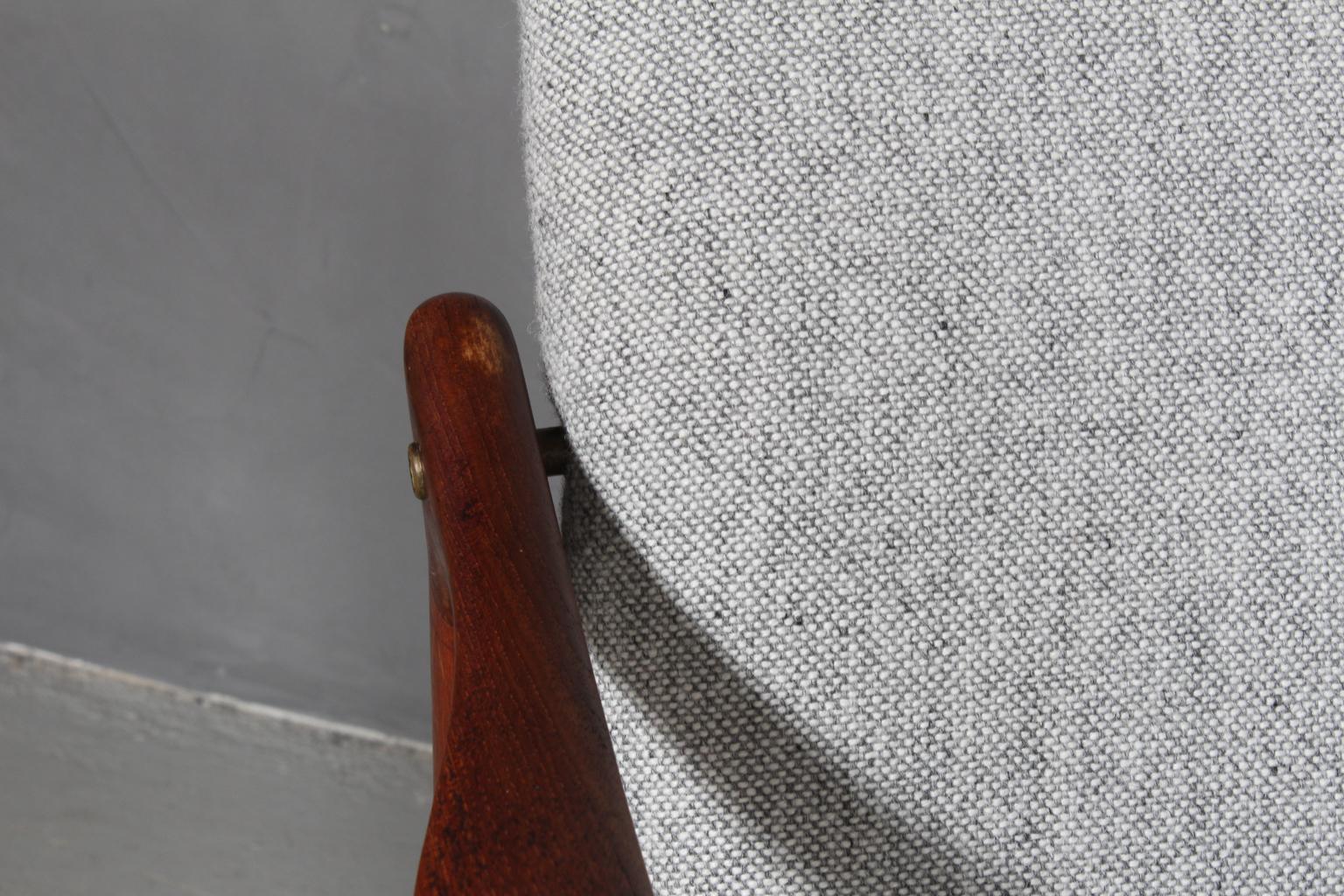 Mid-20th Century Frederik Kayser Set of Lounge Chairs