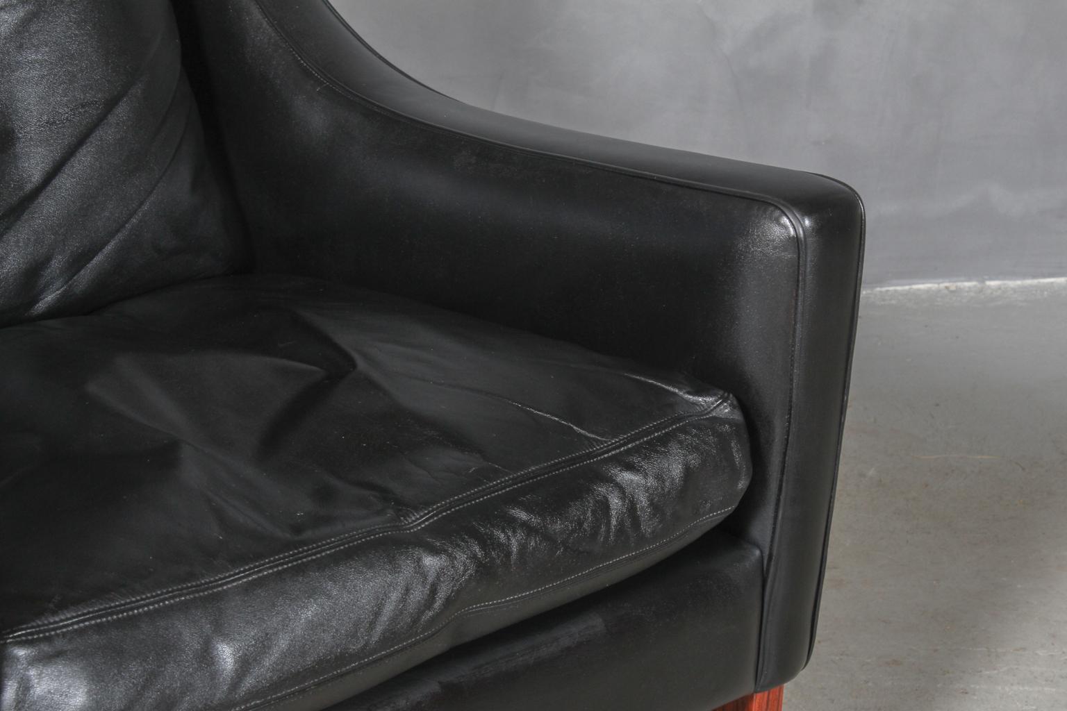 Frederik Kayser Wingback Chair, Rosewood and Leather, Norway In Good Condition In Esbjerg, DK