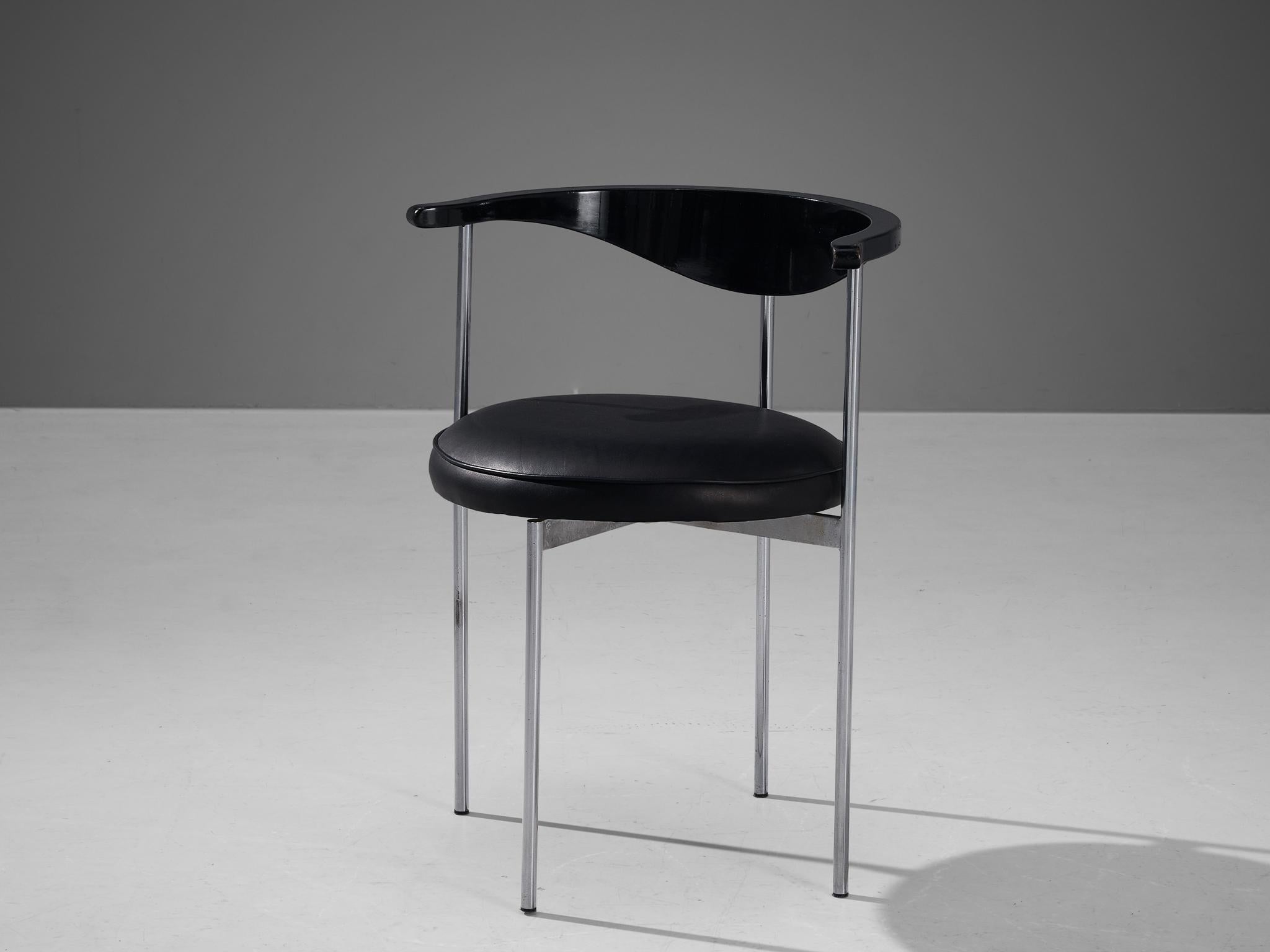 Métal Frederik Sieck - Paire de chaises en noir et blanc en vente