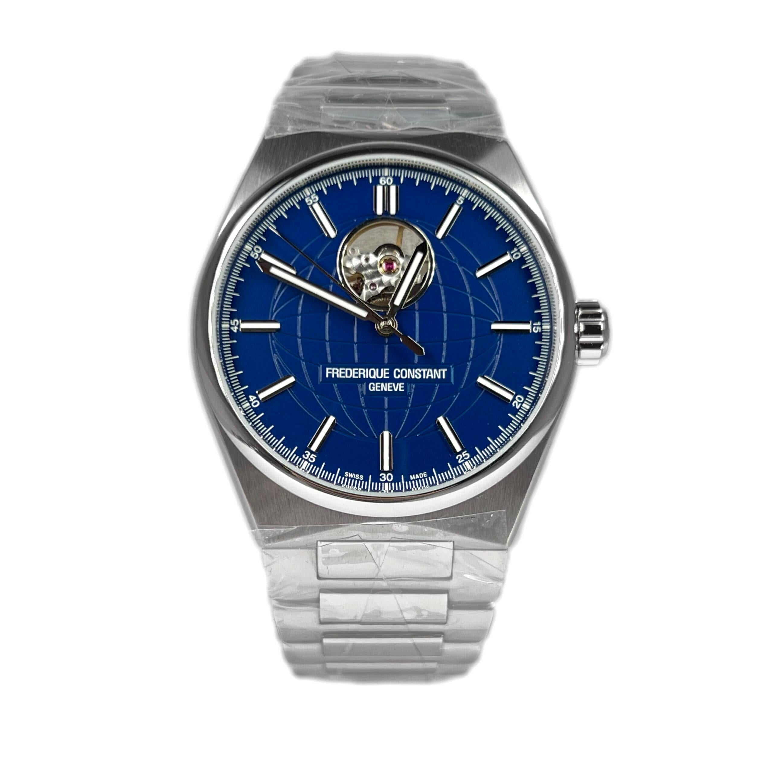 Este reloj de hombre tiene una caja de acero inoxidable de 41 mm con un brazalete de acero inoxidable. Bisel fijo de acero inoxidable. Esfera azul marino (corazón abierto) con agujas e índices horarios luminosos plateados. Marcadores de minutos con