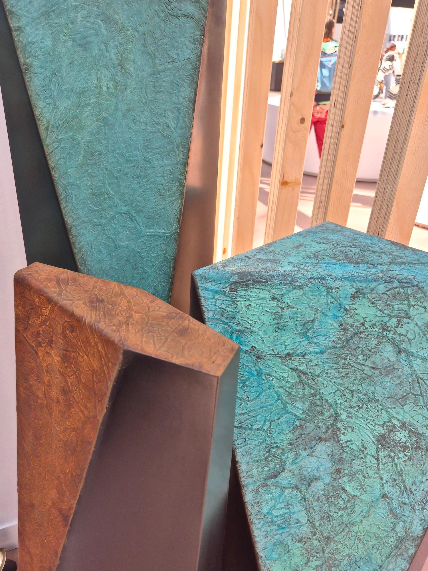 Anamorphose I di Frédérique Domergue - scultura astratta, legno, bronzo in vendita 4