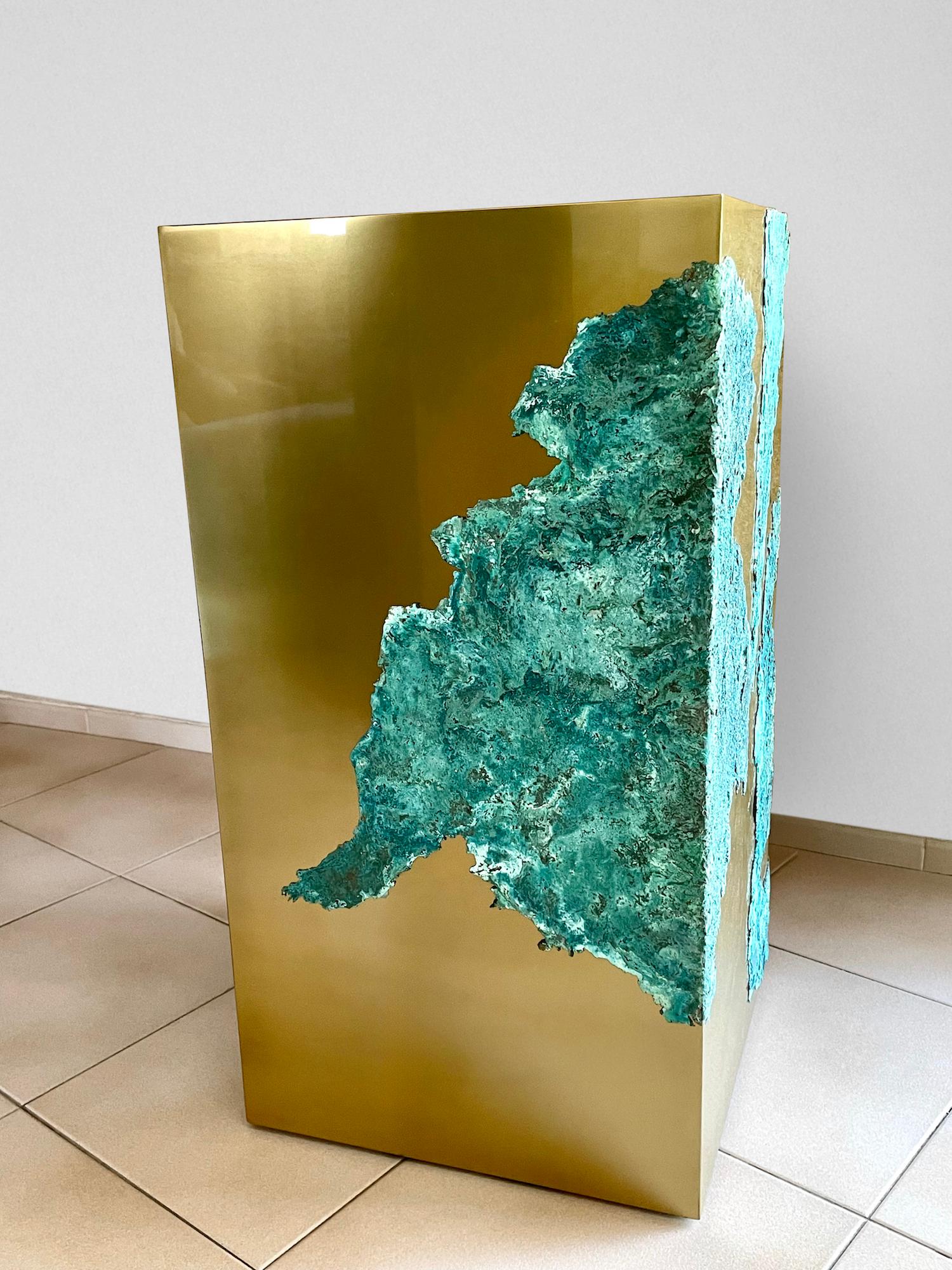Tótem Pangea de Frédérique Domergue - Escultura abstracta de metal, bronce, dorado en venta 3