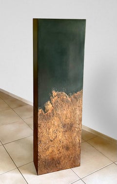 TOTEM (médium) de Frédérique Domergue - Sculpture abstraite en métal, acier, orange