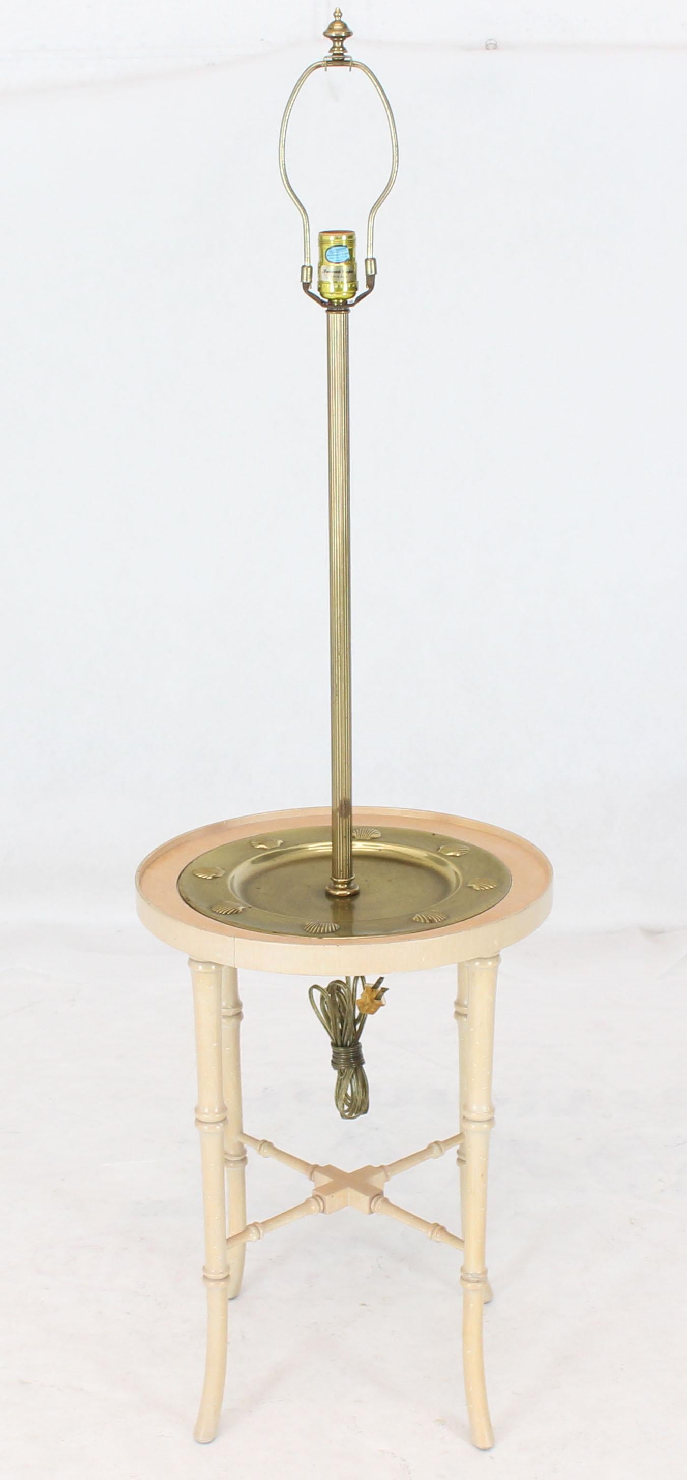 20th Century Fredrick Cooper Chicago Faux Bamboo White Wash Finish Brass Table Lamp For Sale