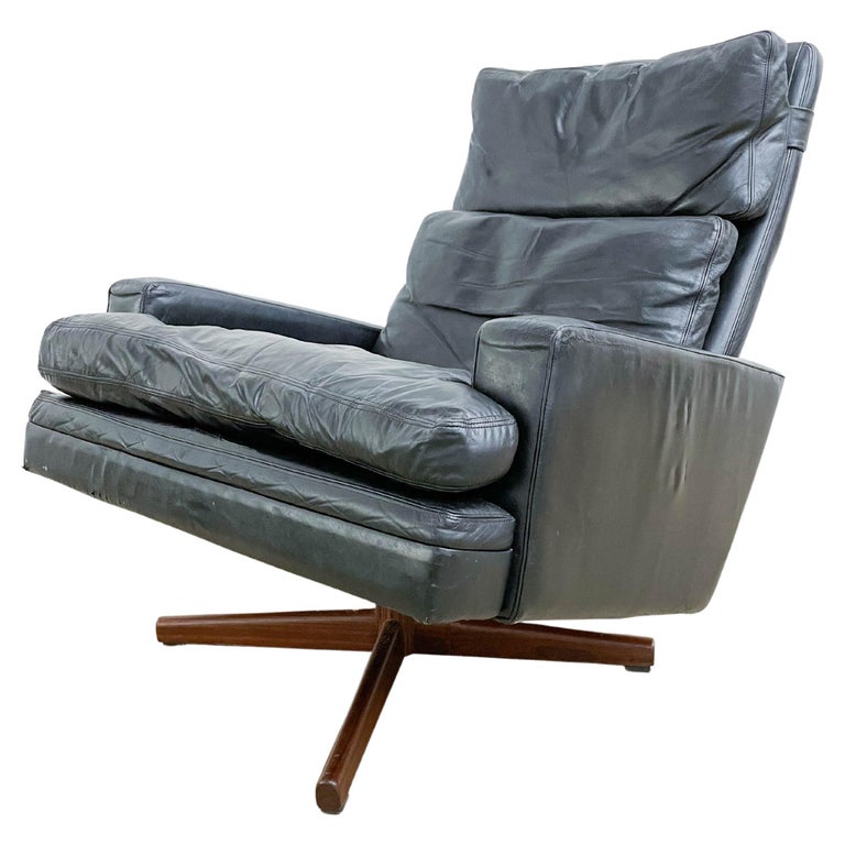 Fredrick Kayser Leather Lounge Chair For Sale