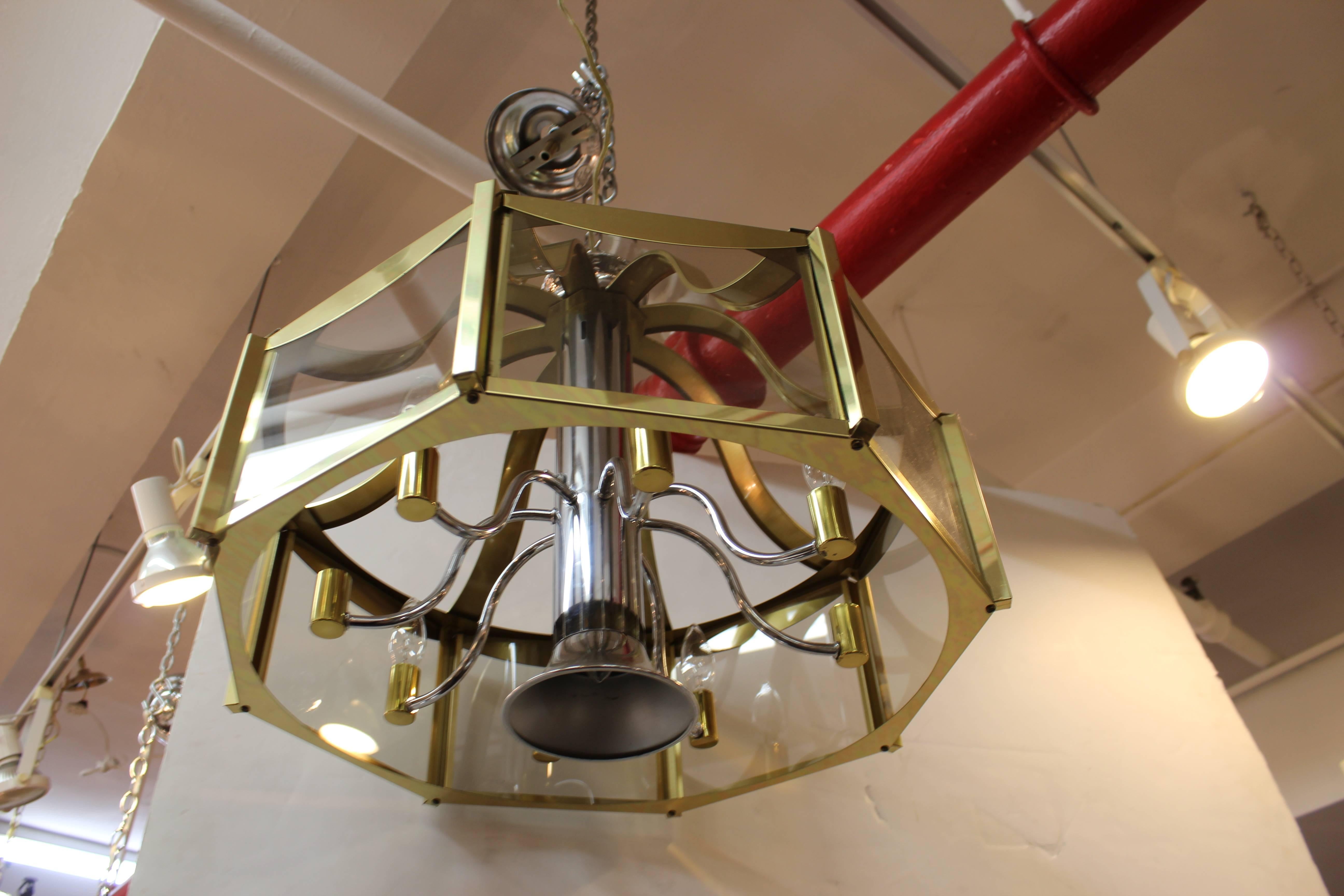 Américain Lustre Fredrick Ramond avec panneaux de verre en laiton et chrome