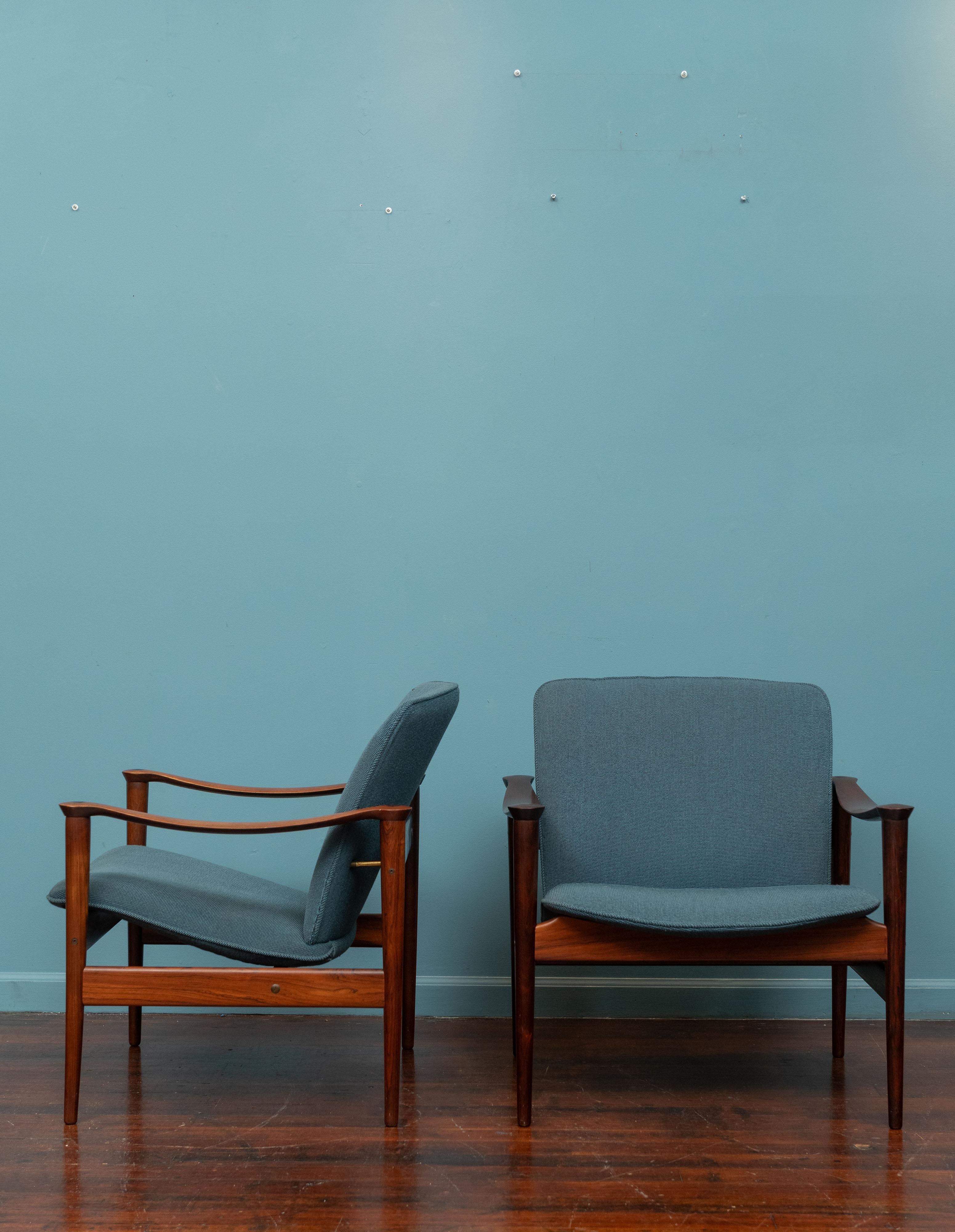 Fredrik A. Kayser Modell 711 Palisander-Loungesessel im Zustand „Gut“ im Angebot in San Francisco, CA