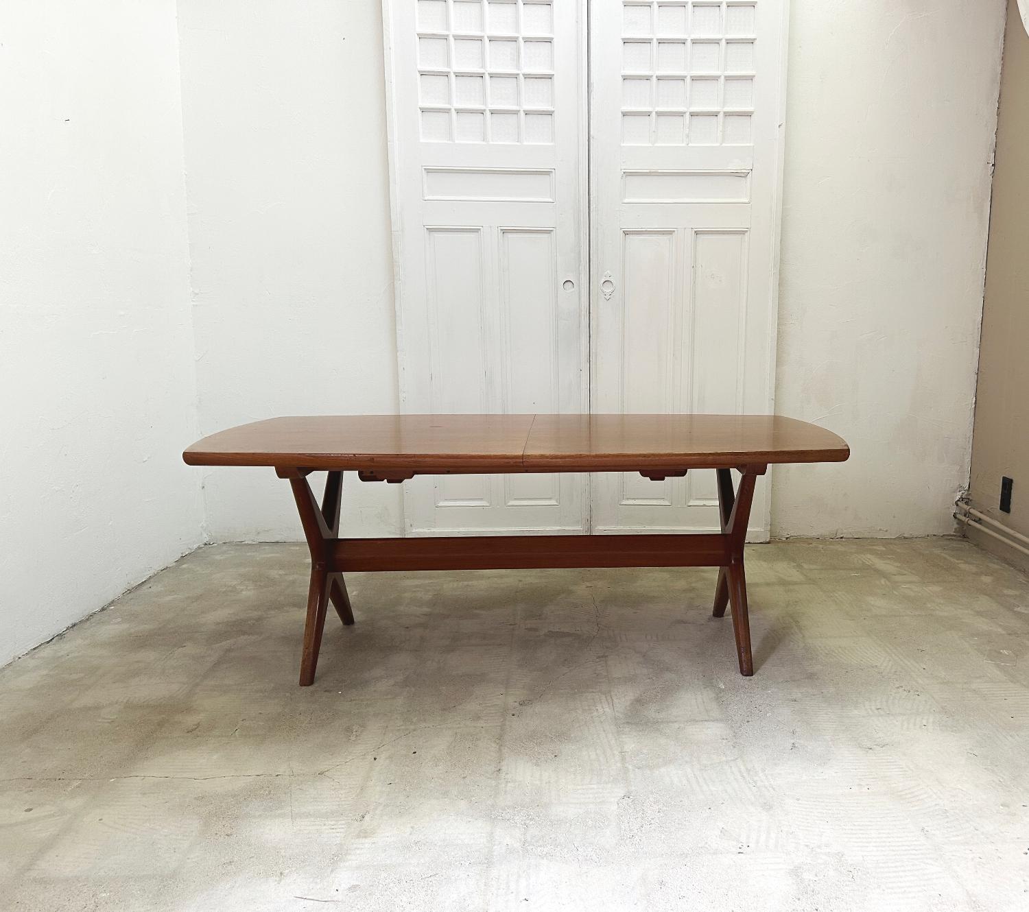 Fredrik Kayser “Captains” Dining Table for Gustav Bahus, 1959 In Good Condition In Hilversum, NL