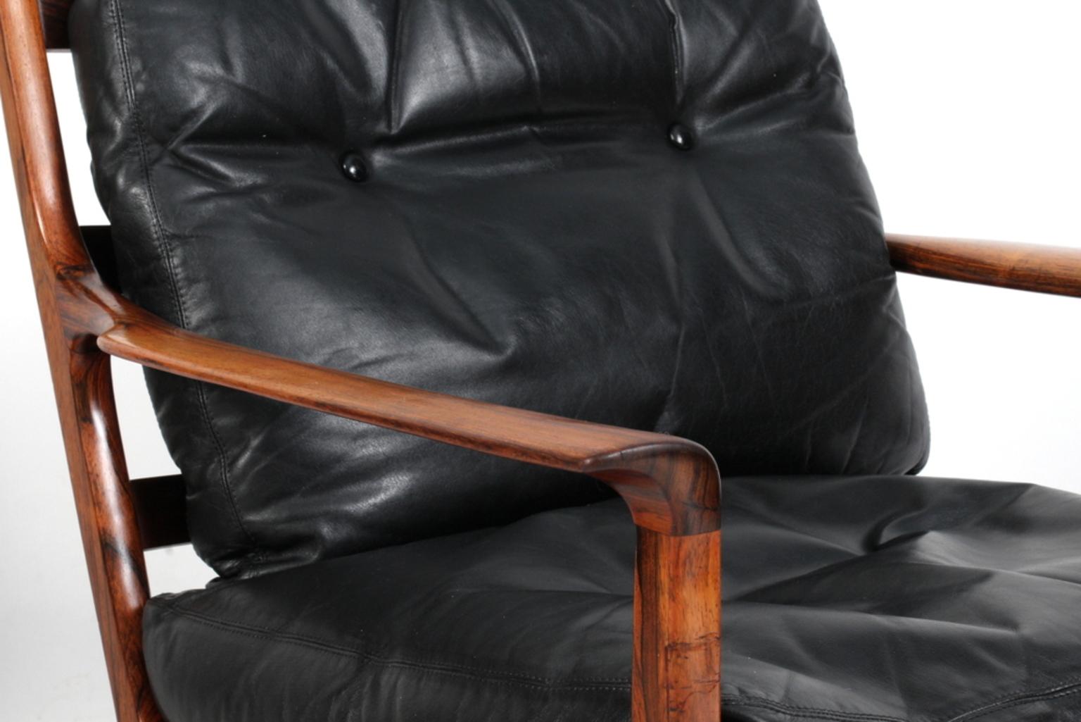 Norwegian Fredrik Kayser Lounge Chair in Rosewood and Black Original Leather, 1960s