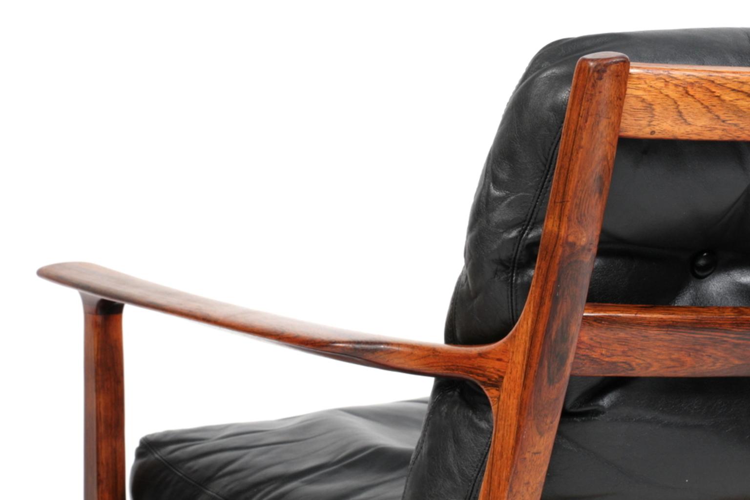 Fredrik Kayser Lounge Chair in Rosewood and Black Original Leather, 1960s 2