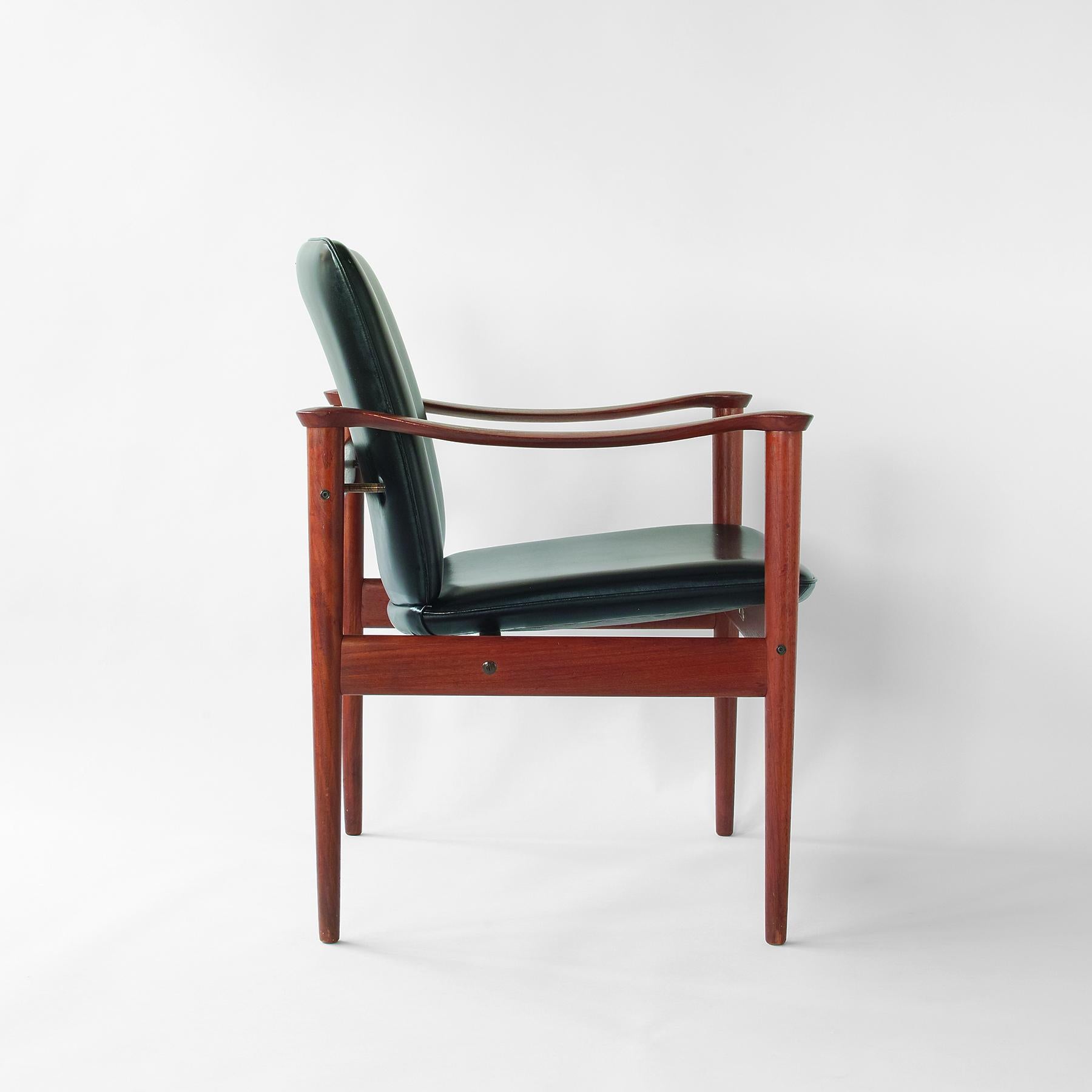 Fredrik Kayser Modell 710 Sessel im Angebot 8
