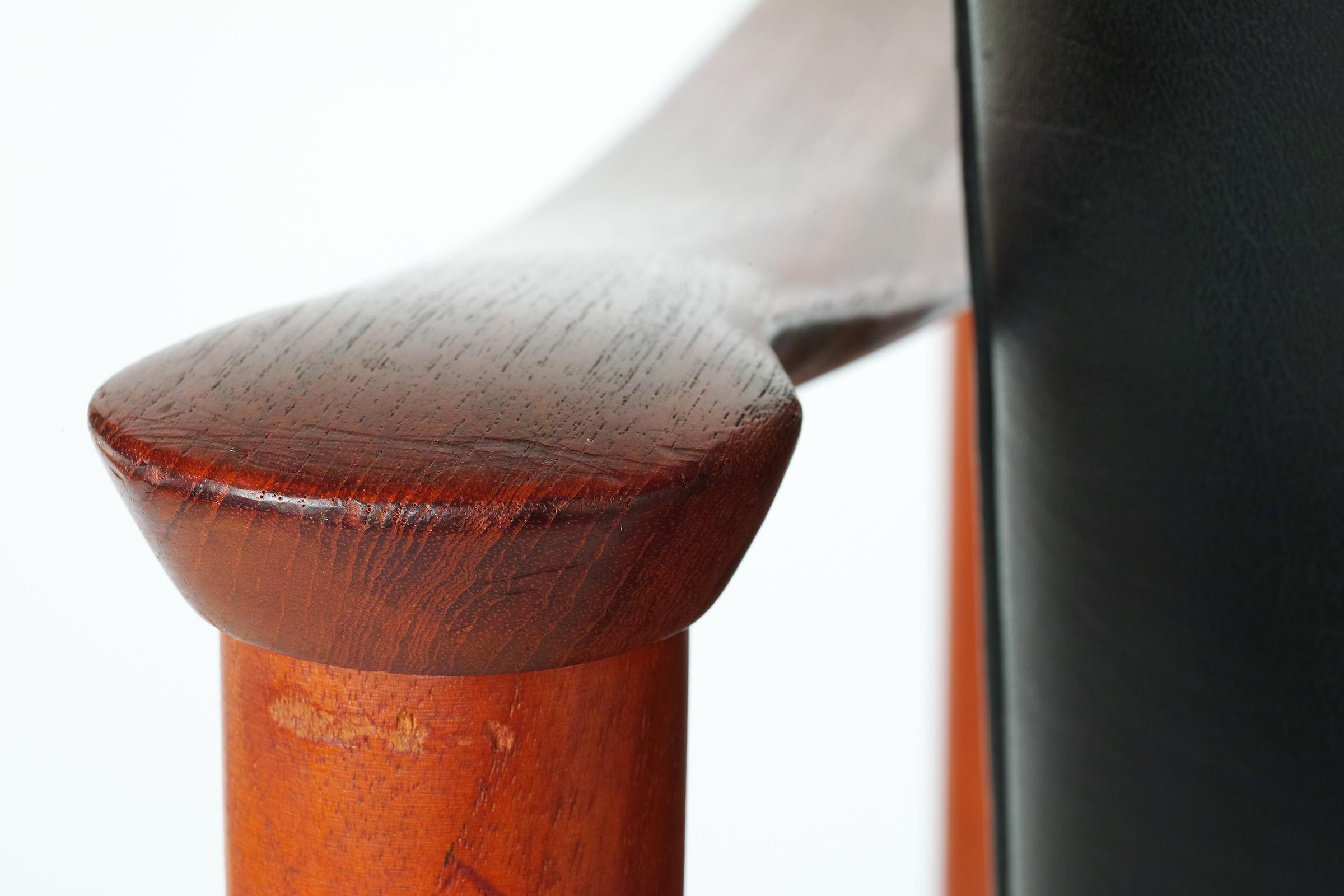 Fauteuil Fredrik Kayser modèle 710 Bon état - En vente à Brooklyn, NY
