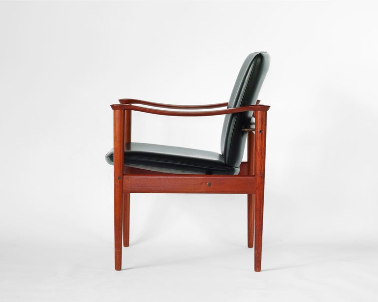 Upholstery Fredrik Kayser Model 710 Armchair For Sale