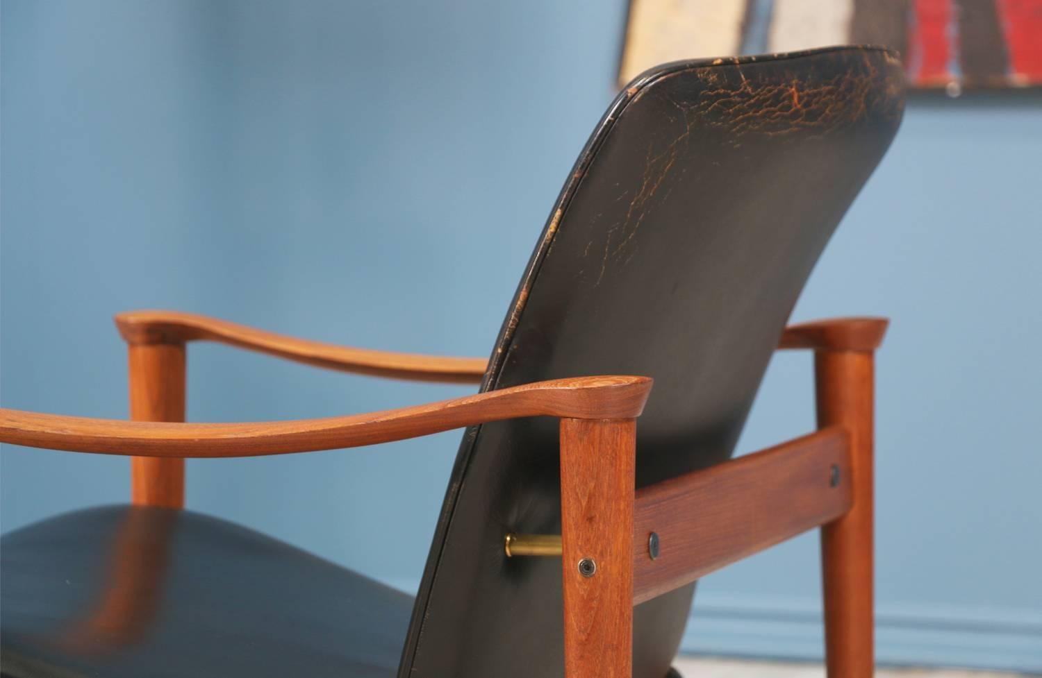 Mid-20th Century Fredrik Kayser Model-711 Lounge Chair for Vatne Lenestolfabrik