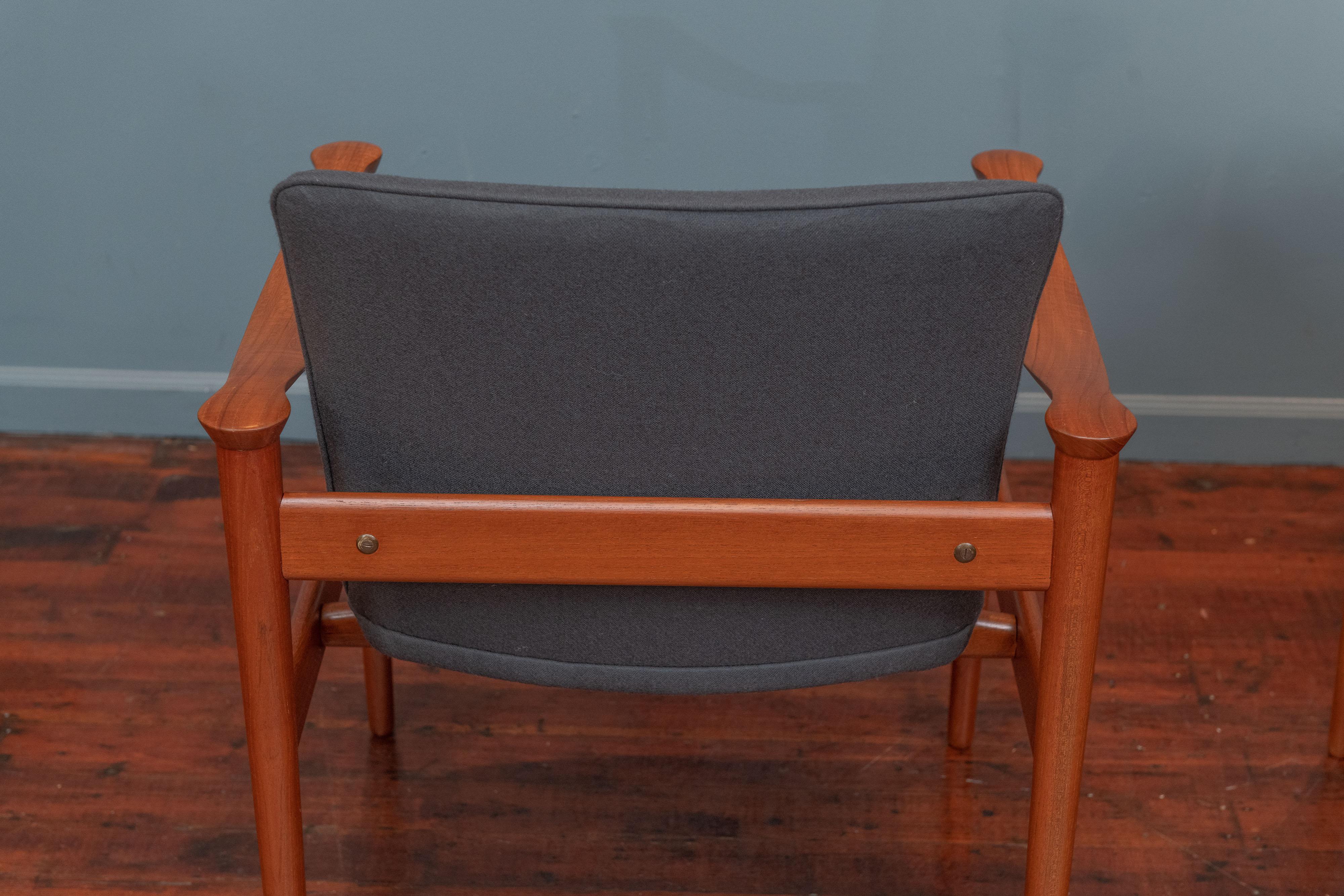 Upholstery Fredrik Kayser Model-711 Lounge Chairs for Vatne Lenestolfabrik