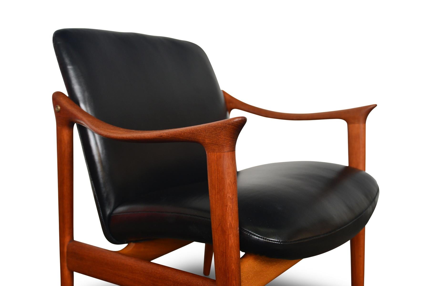 Mid-Century Modern Fredrik Kayser Norwegian Teak Lounge Chair, Produced by Vatne