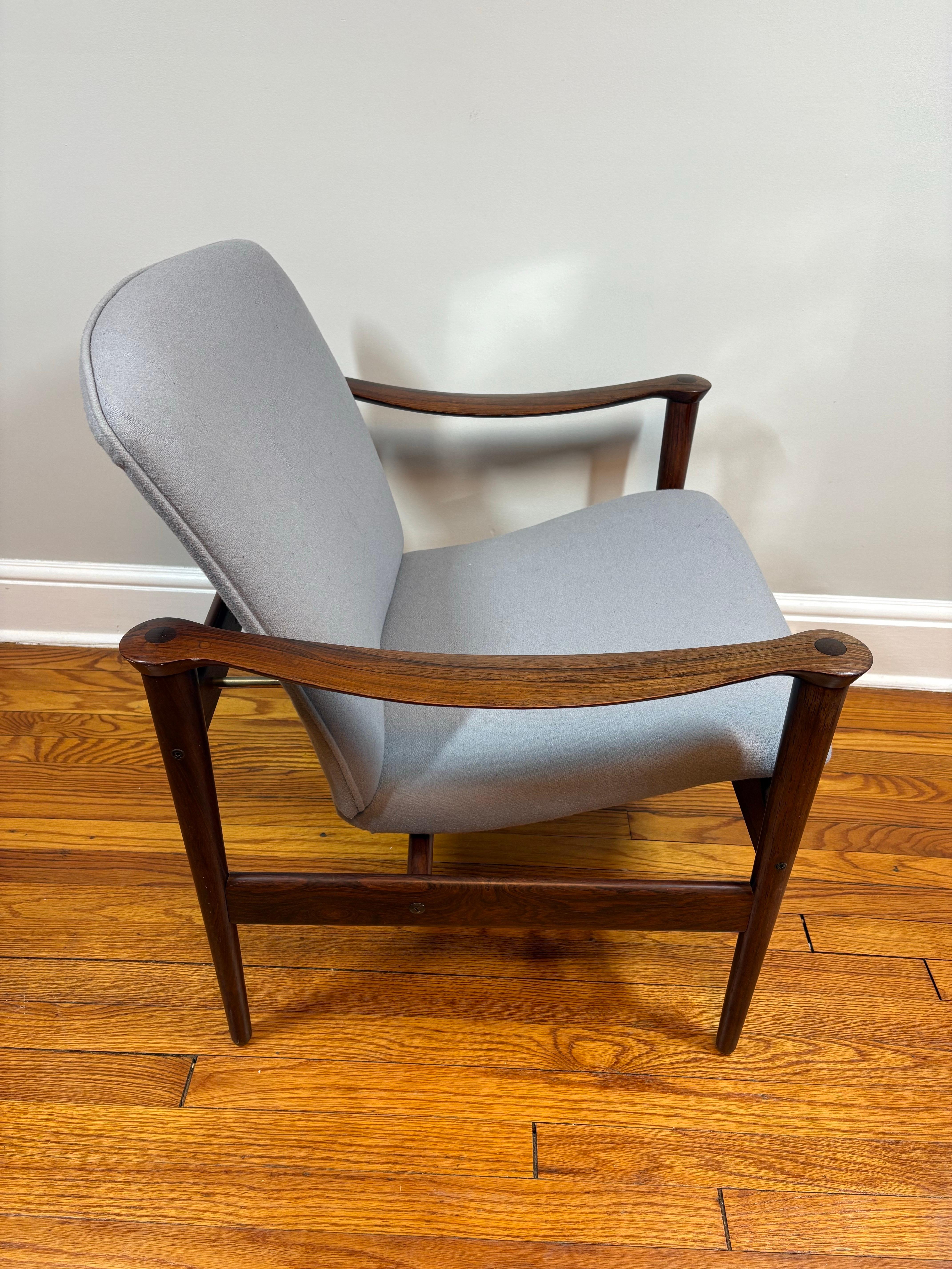 Fauteuil / chaise longue en palissandre de Fredrik Kayser, Model No 711 pour Vatne Mobler Bon état - En vente à Sleepy Hollow, NY