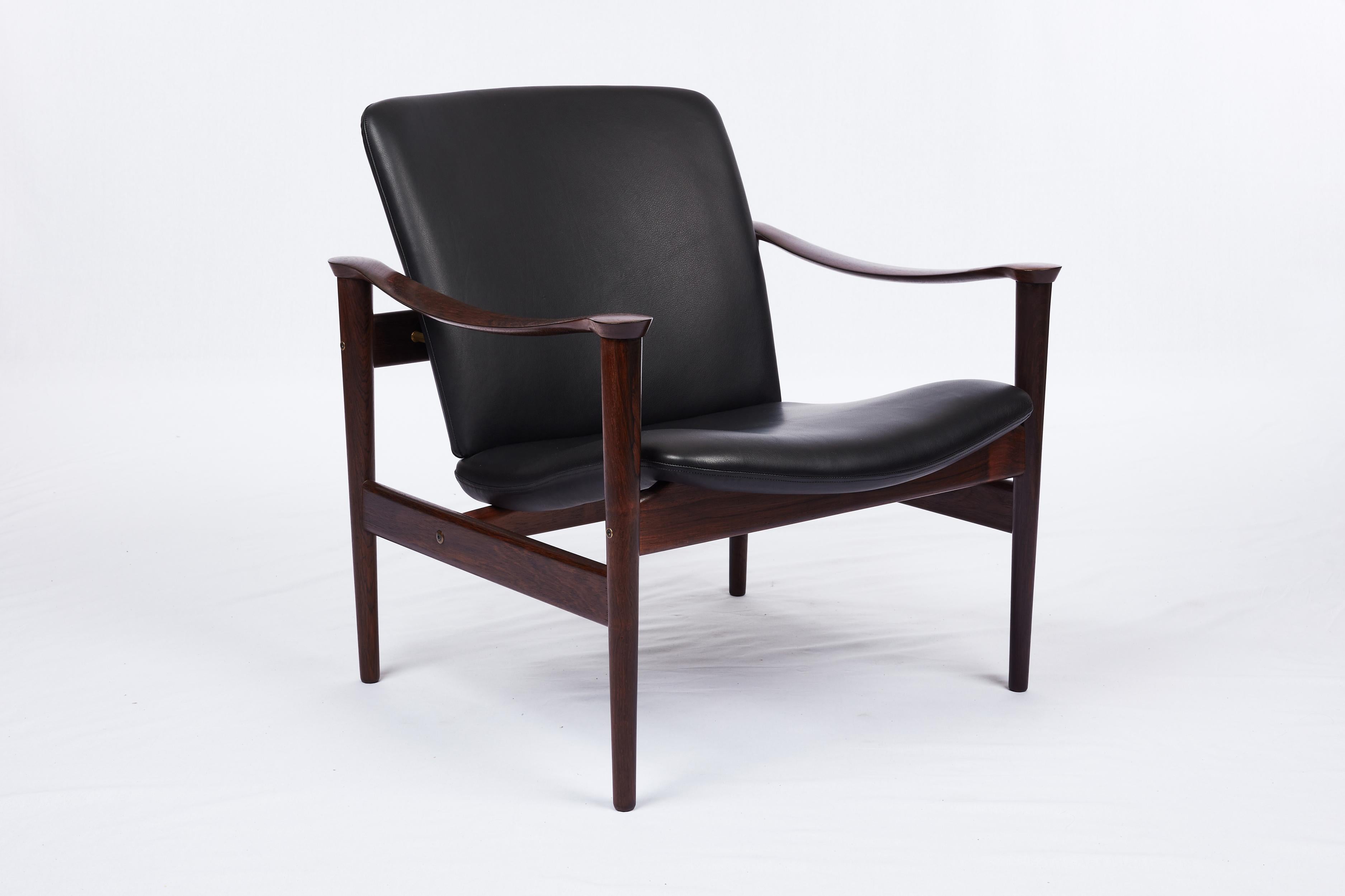 Norwegian Fredrik Kayser Rosewood Lounge Chair
