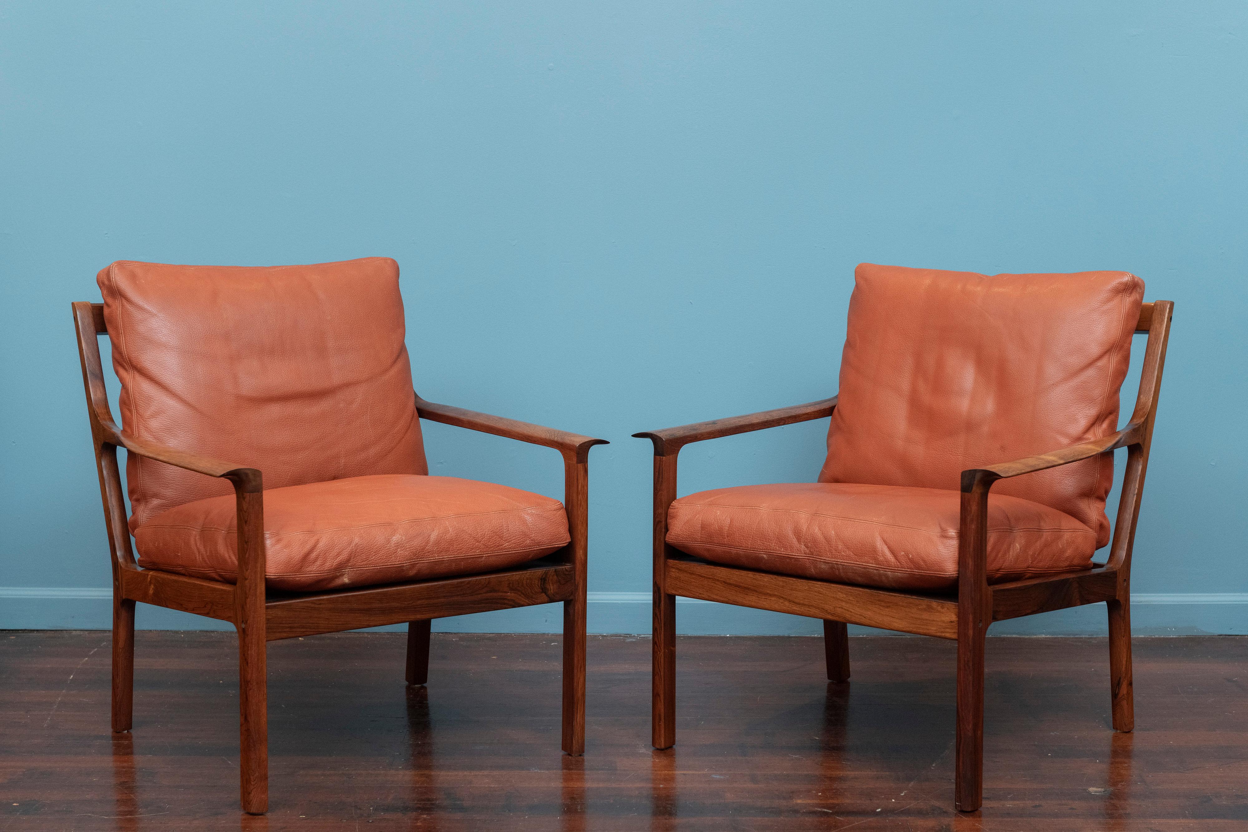 Scandinavian Modern Fredrik Kayser Rosewood Lounge Chairs, Model 935