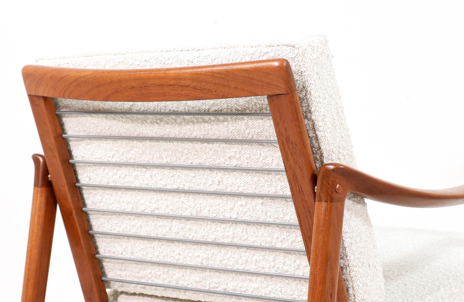 Fredrik Kayser Sculpted Teak Lounge Chair for Vatne Mobelfabrikk For Sale 3