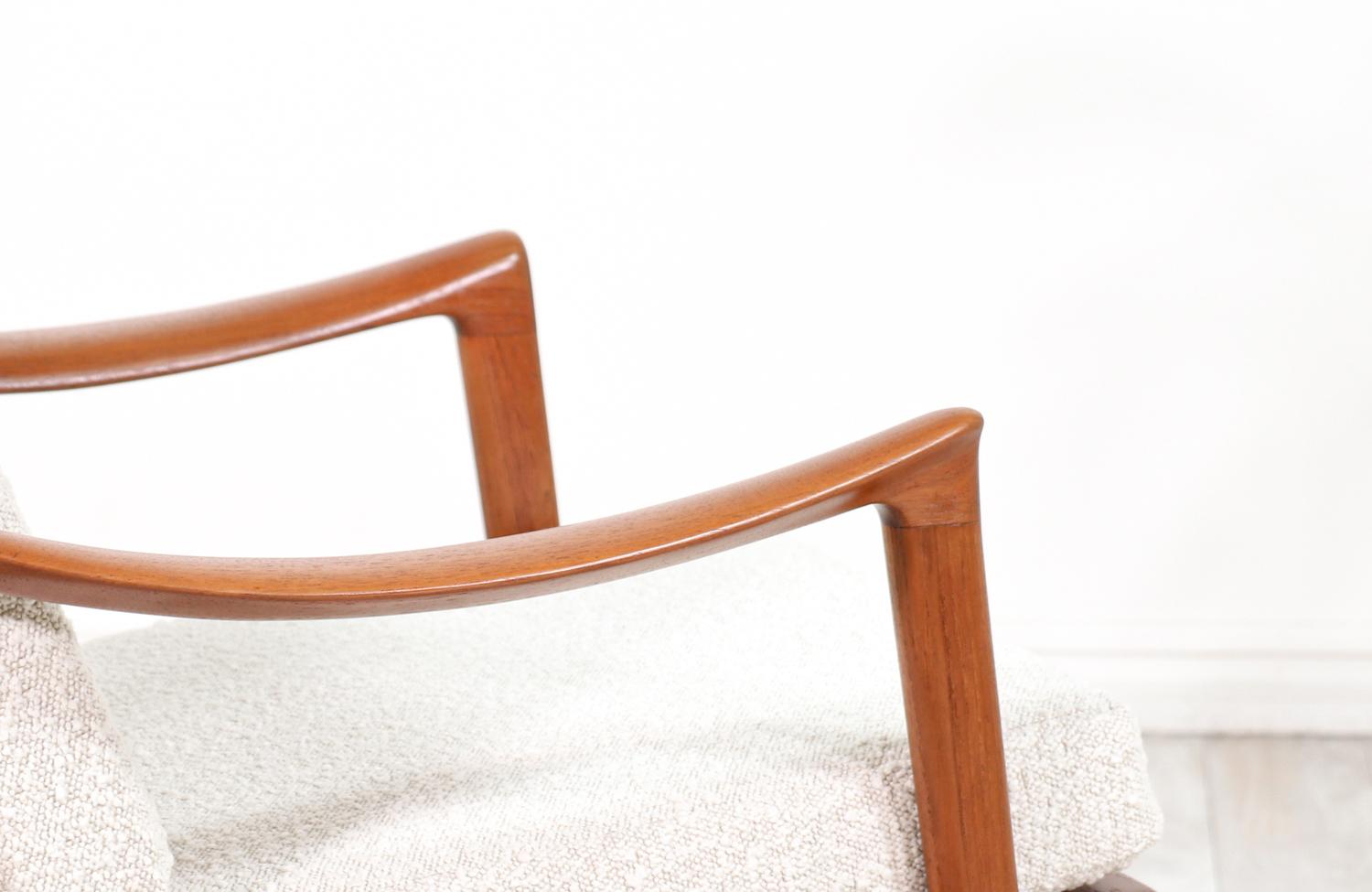 Fabric Fredrik Kayser Sculpted Teak Lounge Chair for Vatne Mobelfabrikk For Sale