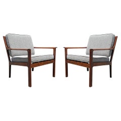 Fredrik Kayser Vatne Møbler Model No. 935 Rosewood Armchairs