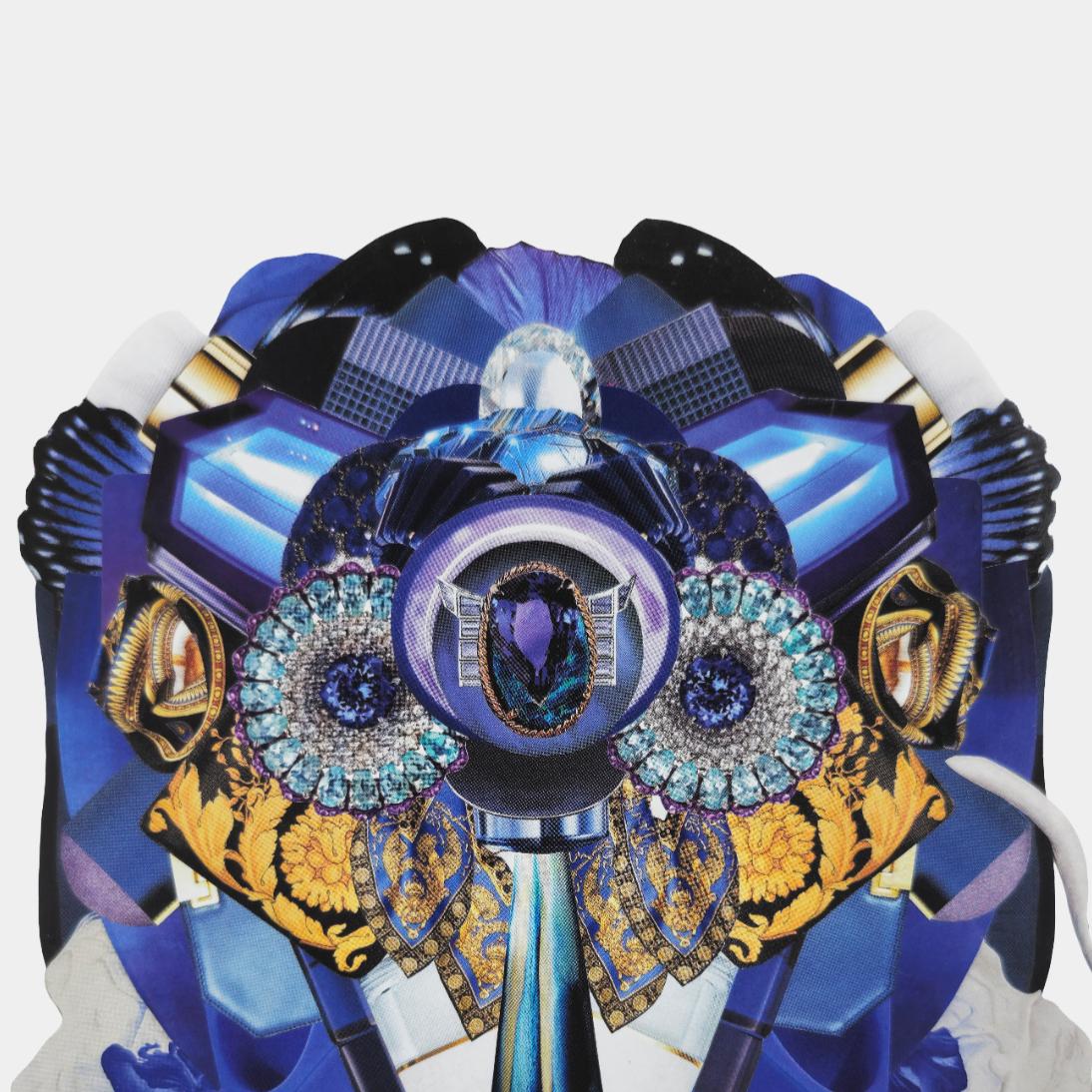 Des collèges aux couleurs exubérantes, symétriques et aux formes ovoïdes, appelés émissaires, proviennent d'une autre dimension cosmique. Nous sommes troublés par l'appréhension troublante qu'ils puissent devenir la présence d'êtres spatiaux qui,
