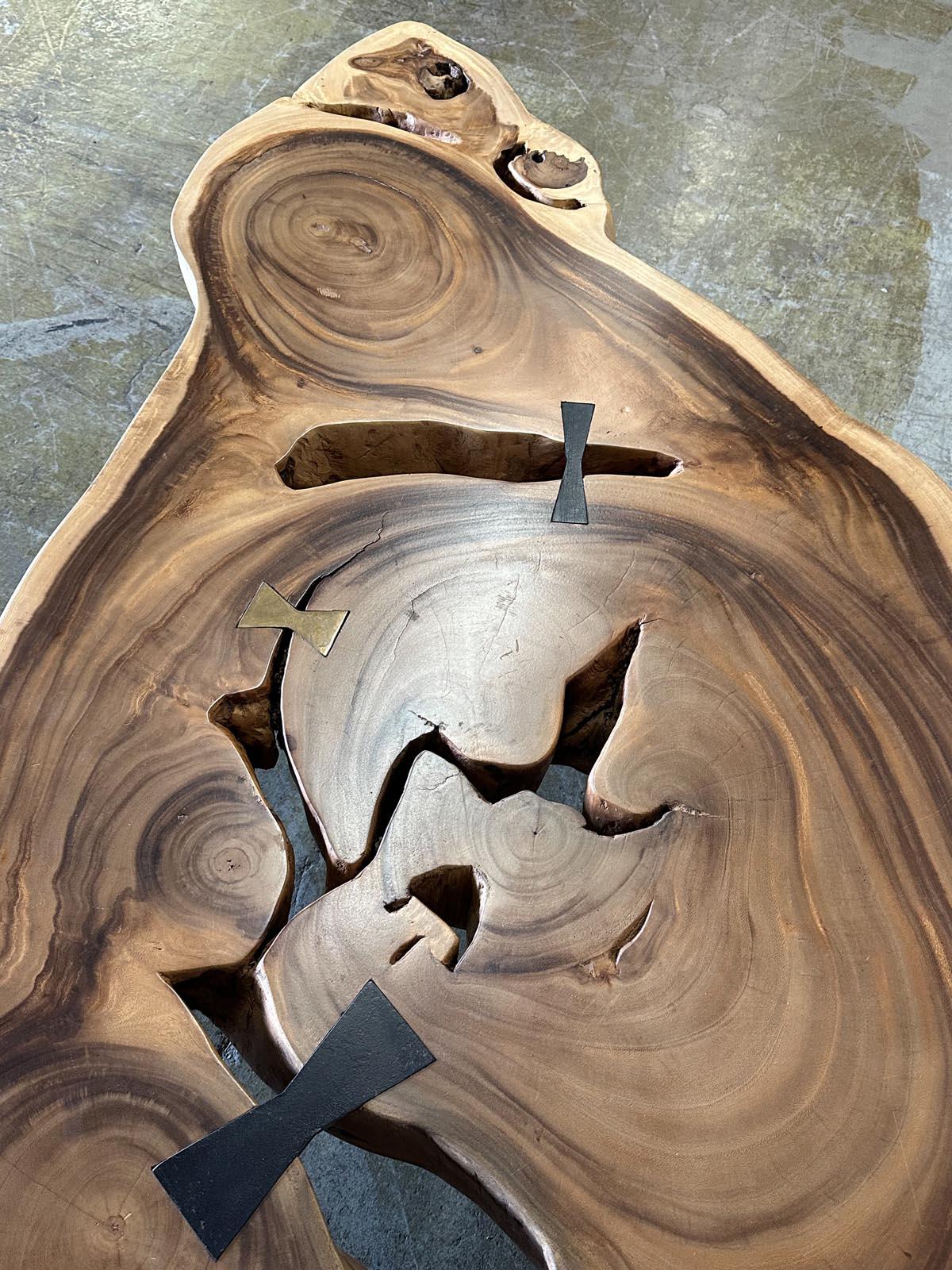 Table basse Free Form Albezia Wood Wood Slab en vente 2