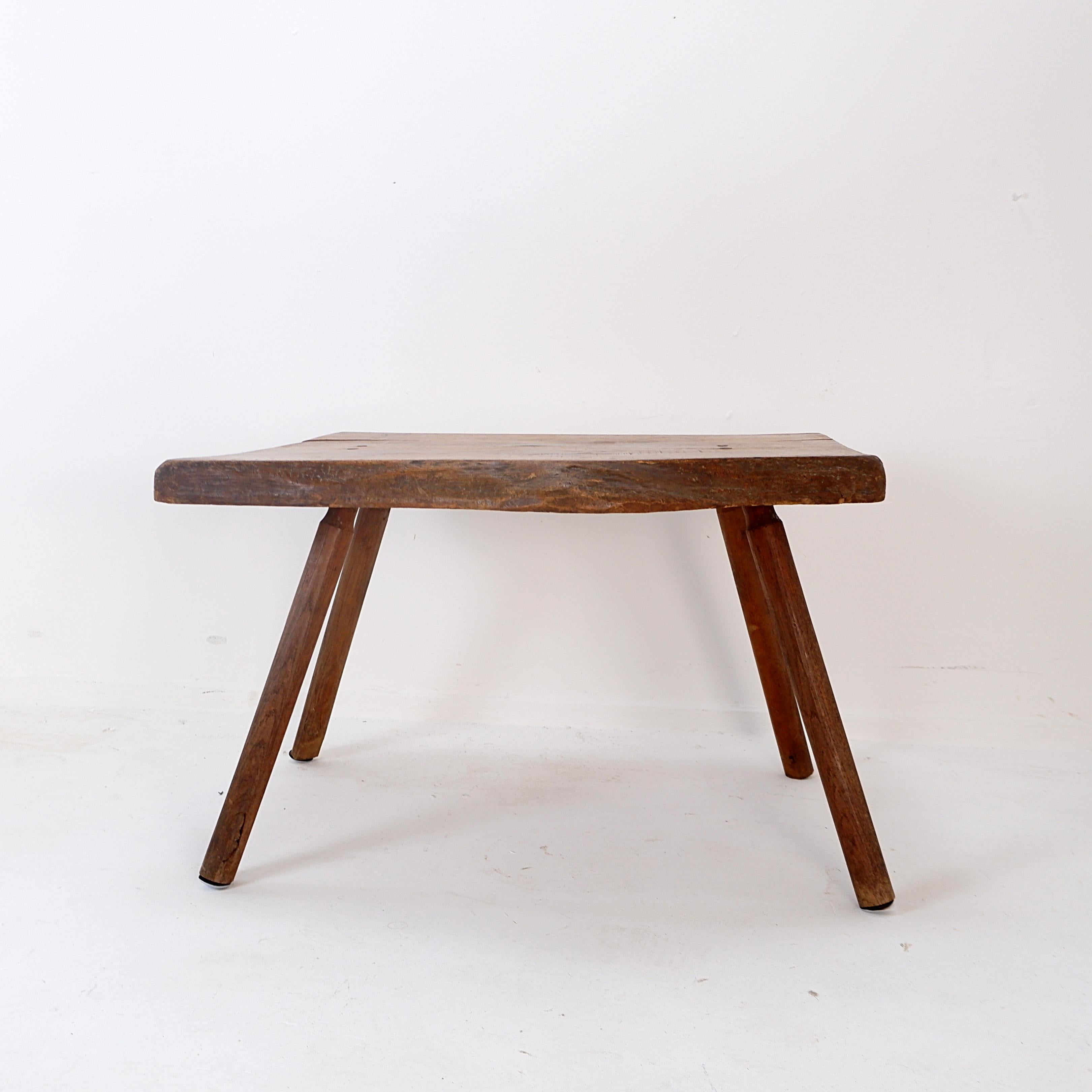 Table basse brutaliste de forme libre, vers 1960 en vente 6