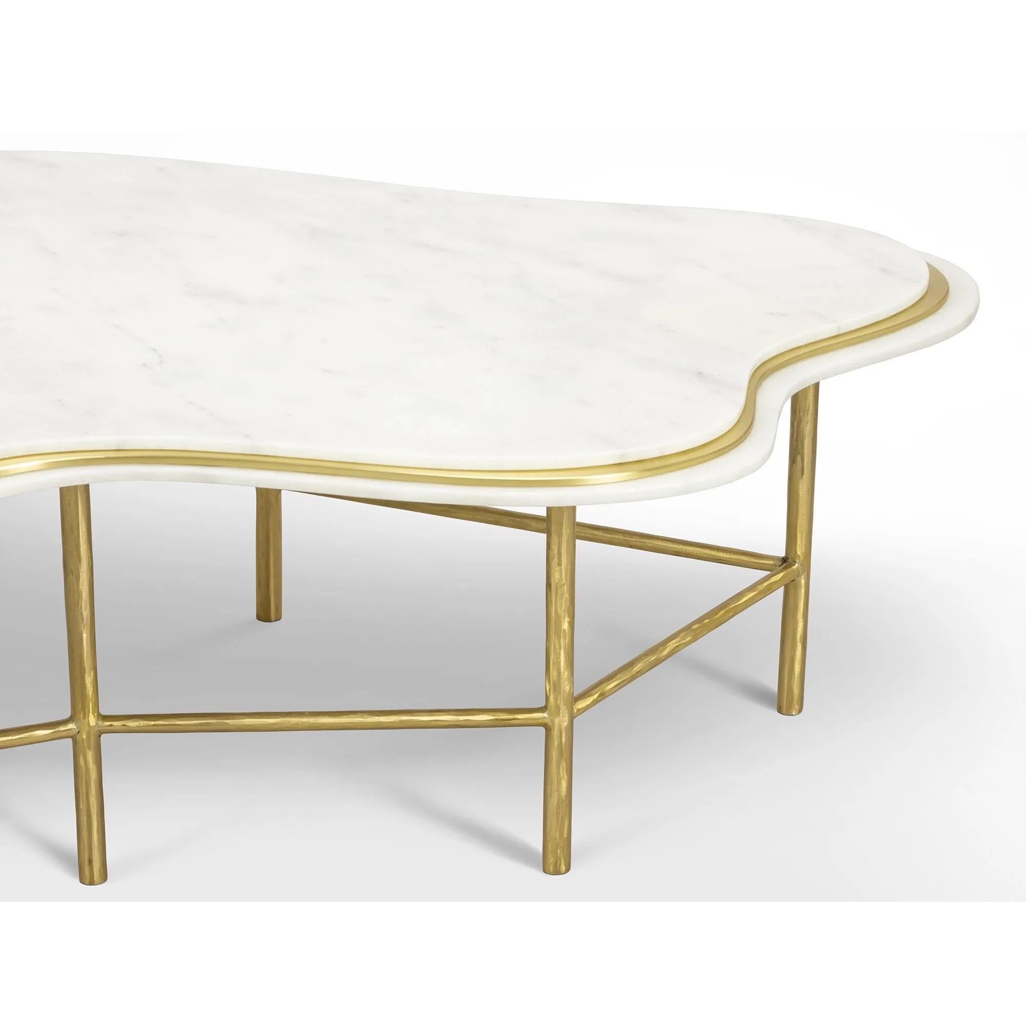 Portugais Table basse Free Form avec 3 plateaux superposés en marbre Estremoz et laiton By JLC en vente
