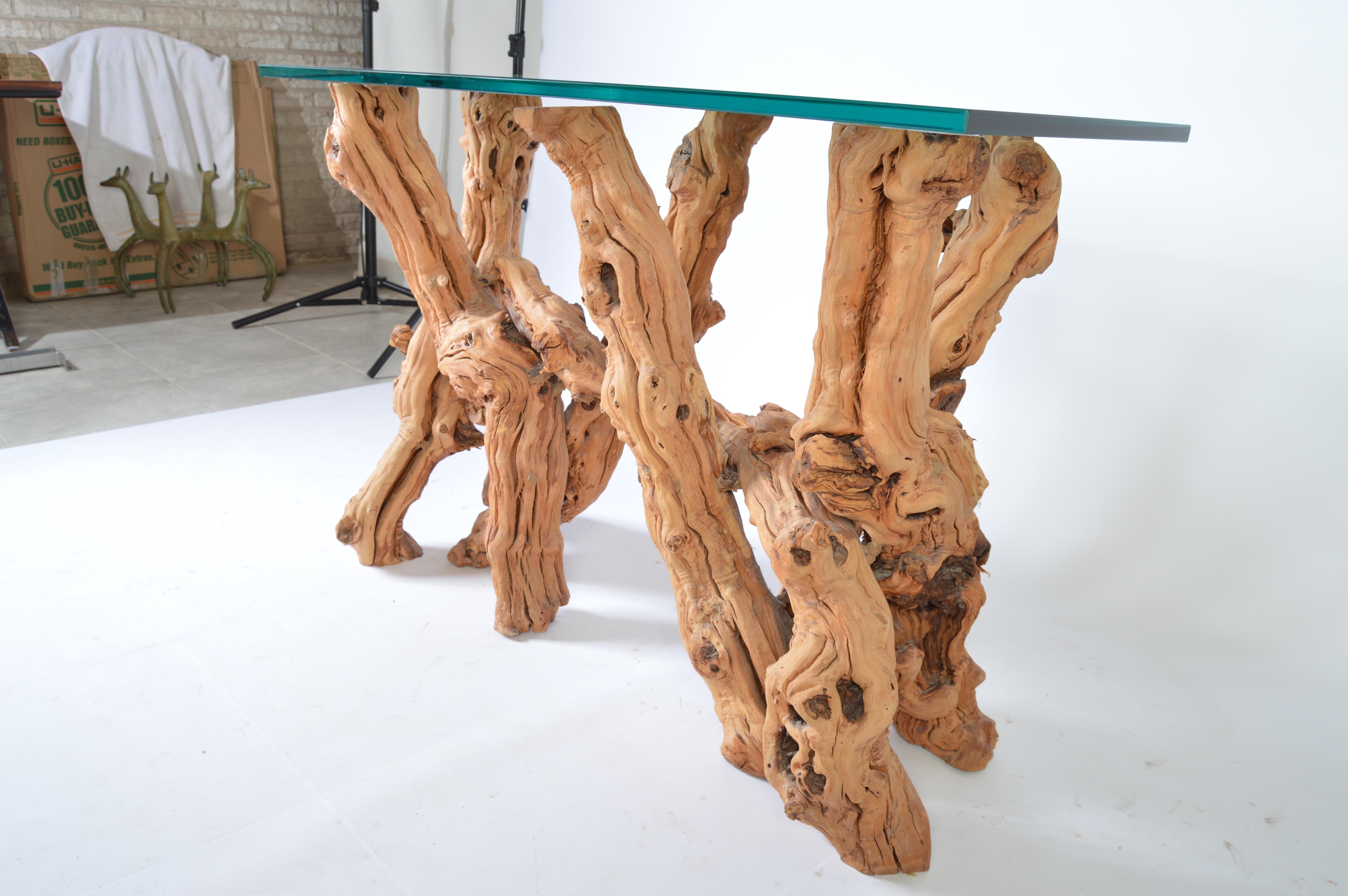 cypress root console table