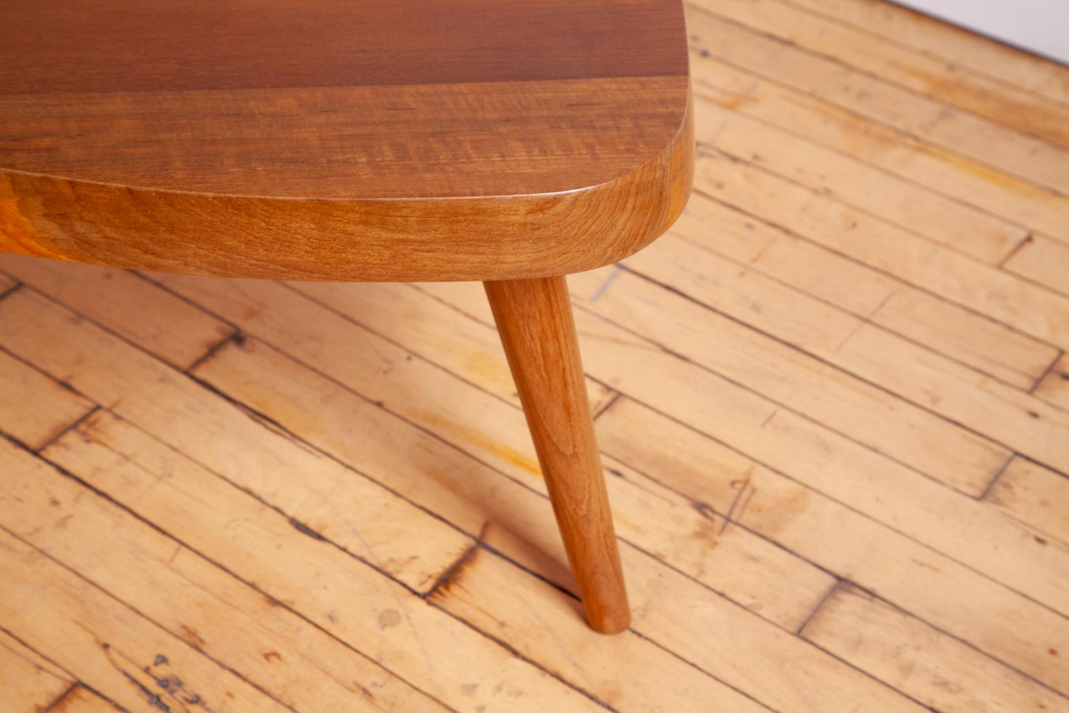 Mesa de centro moderna francesa de forma libre Estadounidense en venta