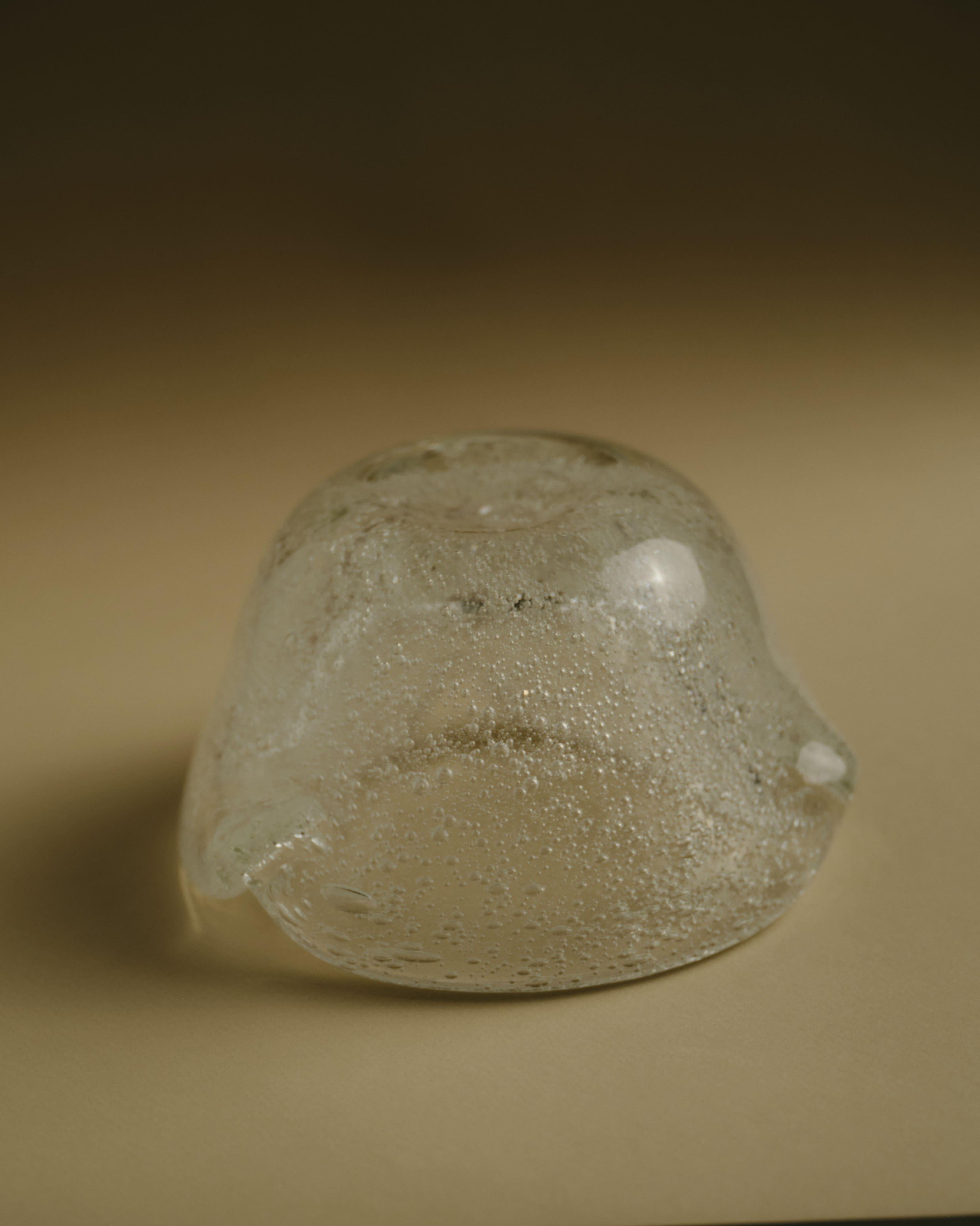 Mid-Century moderno Posacenere in vetro a forma libera, anni '70 in vendita