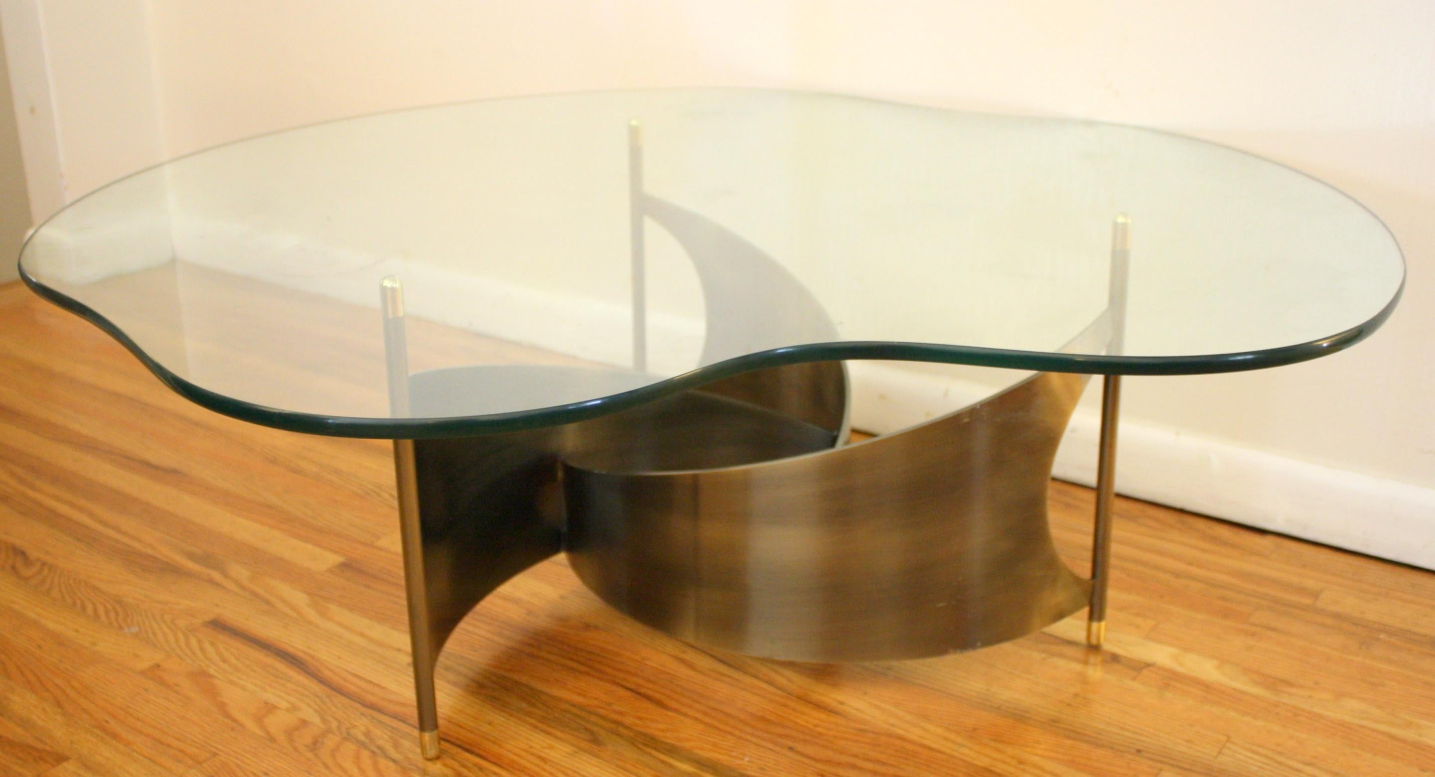 Mid-Century Modern Free Form Glass Coffee Table with Propeller Base