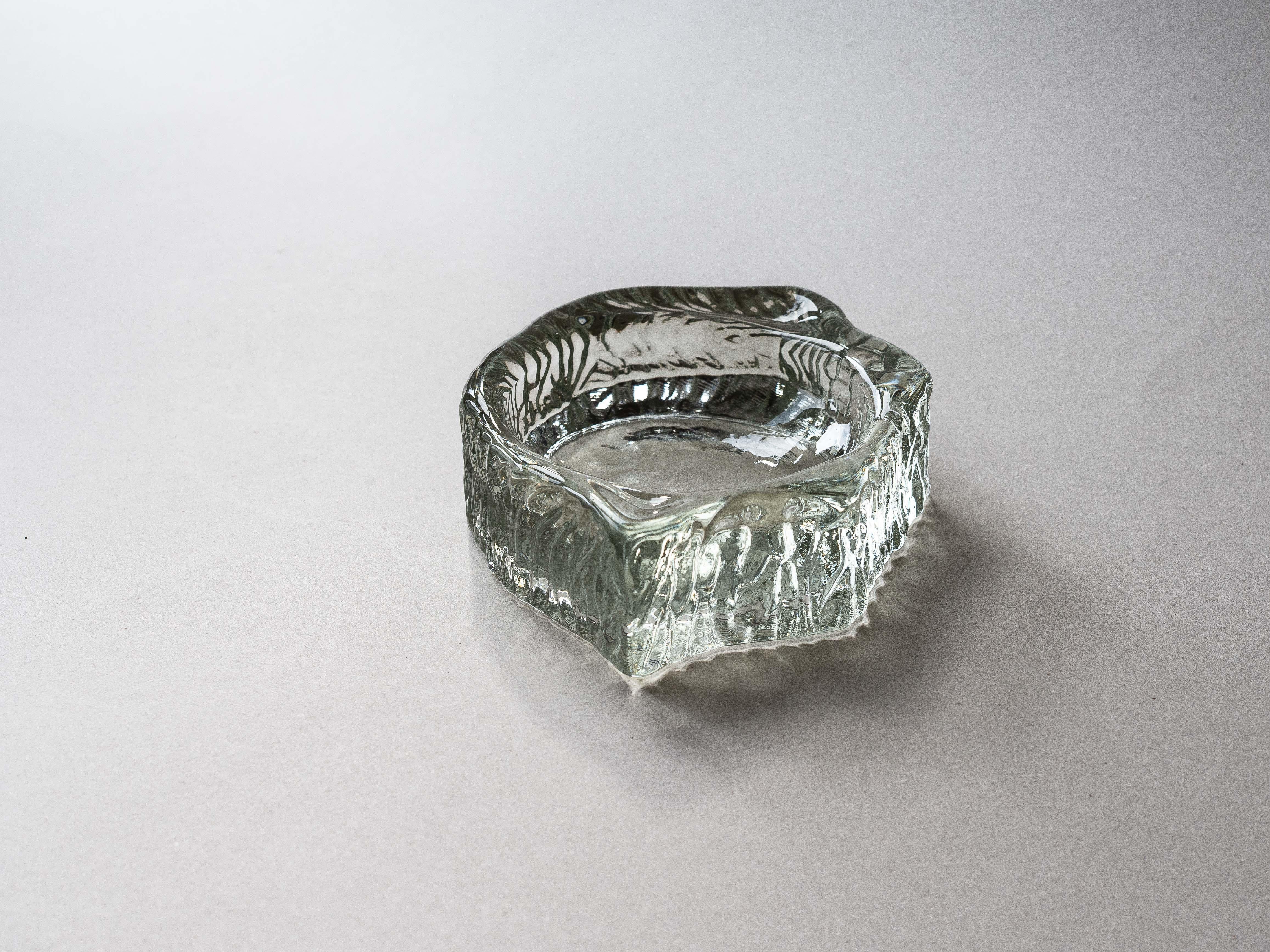 Piatto da portata in vetro a forma libera di Tapio Wirkkala per Littala, anni '70 in vendita 4